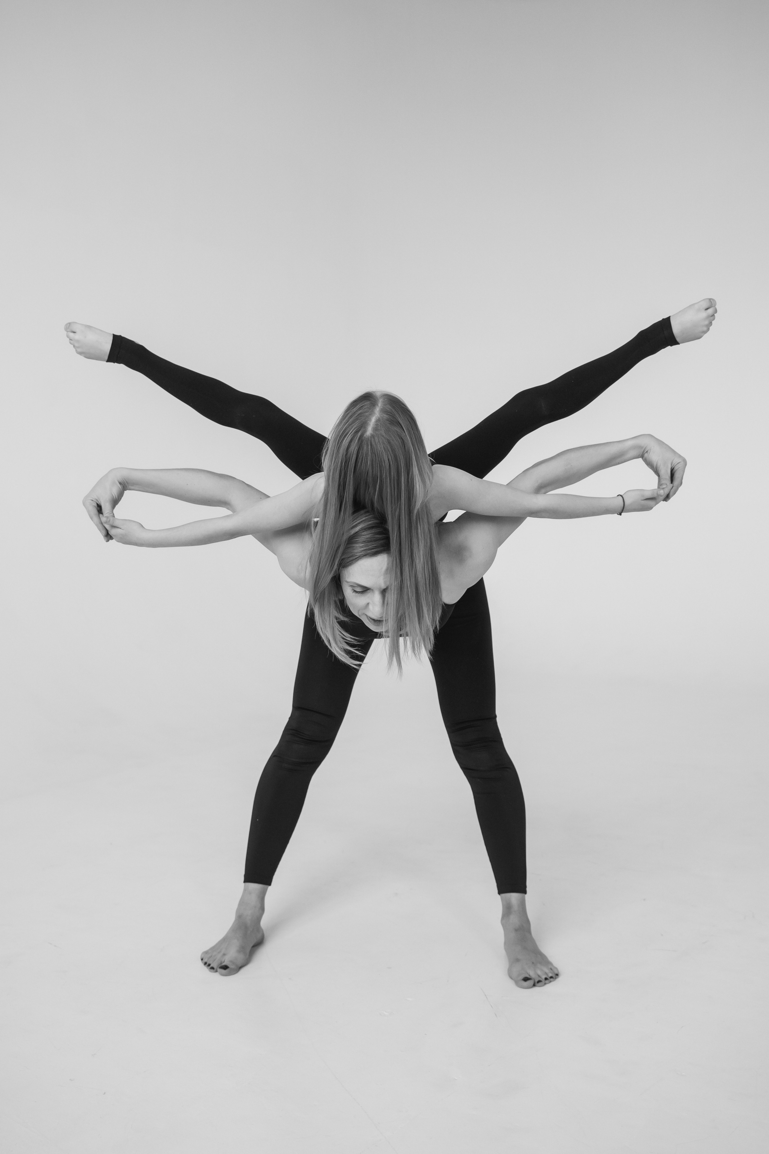 Мама и дочь. Главная