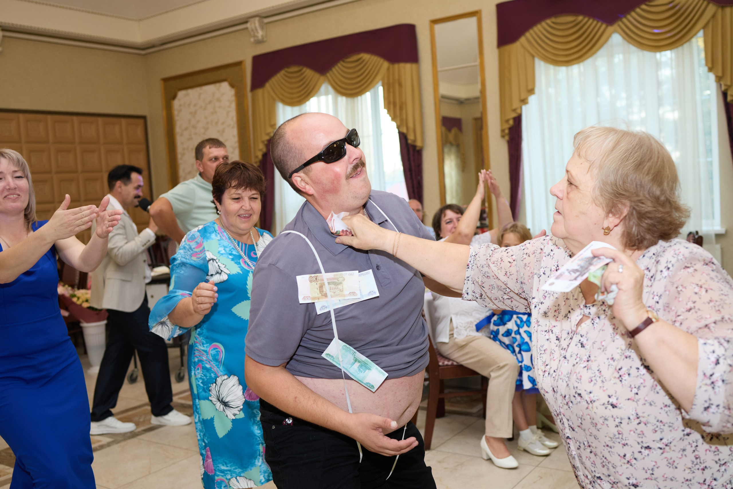 Ведущий на Юбилей в Туле!. НаВеселе…)) Тамада (Ведущий) в Туле! Юбилеи, Свадьбы, Корпоративы! Ростовые куклы! И всё необходимое для Вашего Праздника!