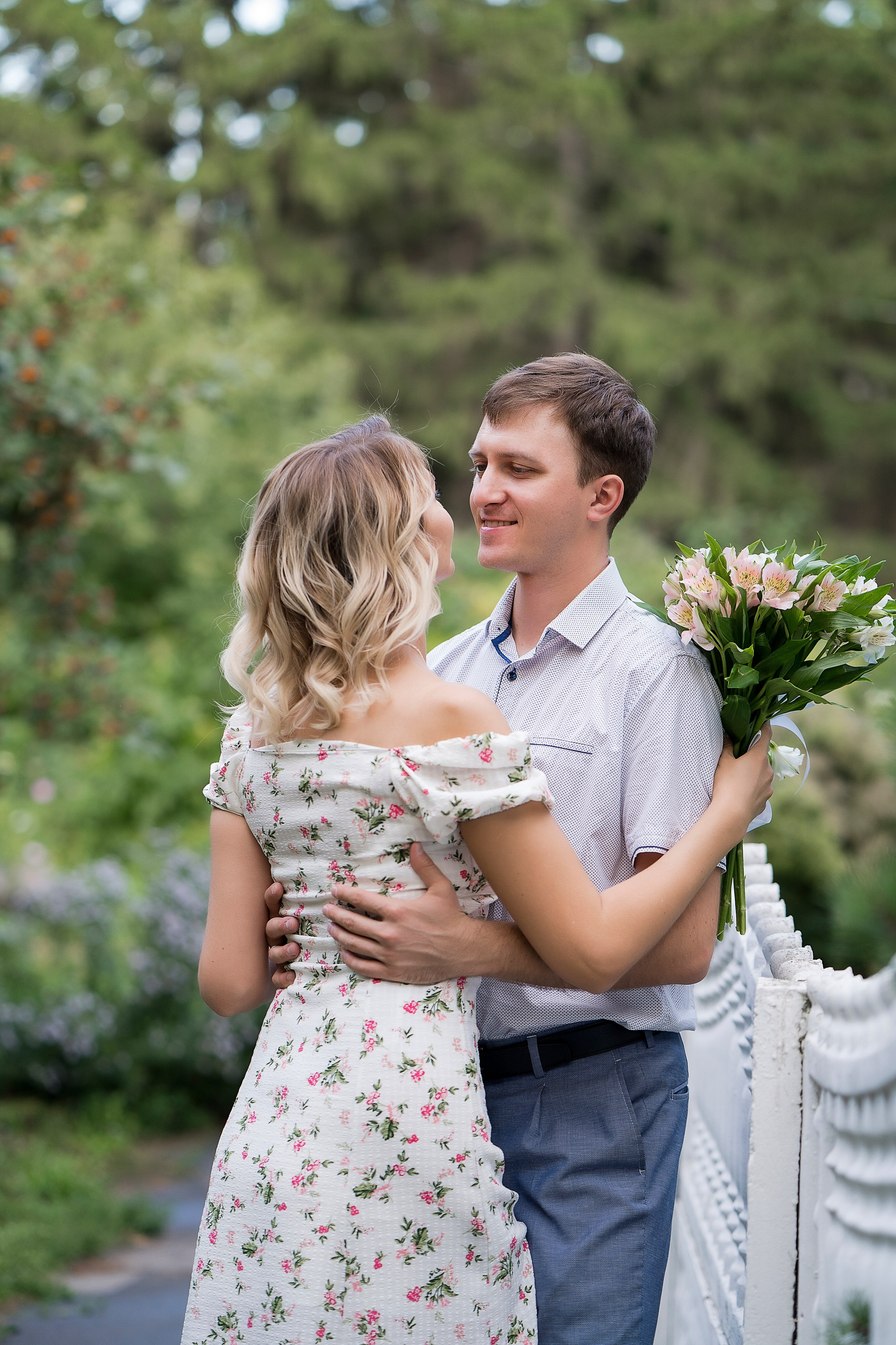 Александра. Главная