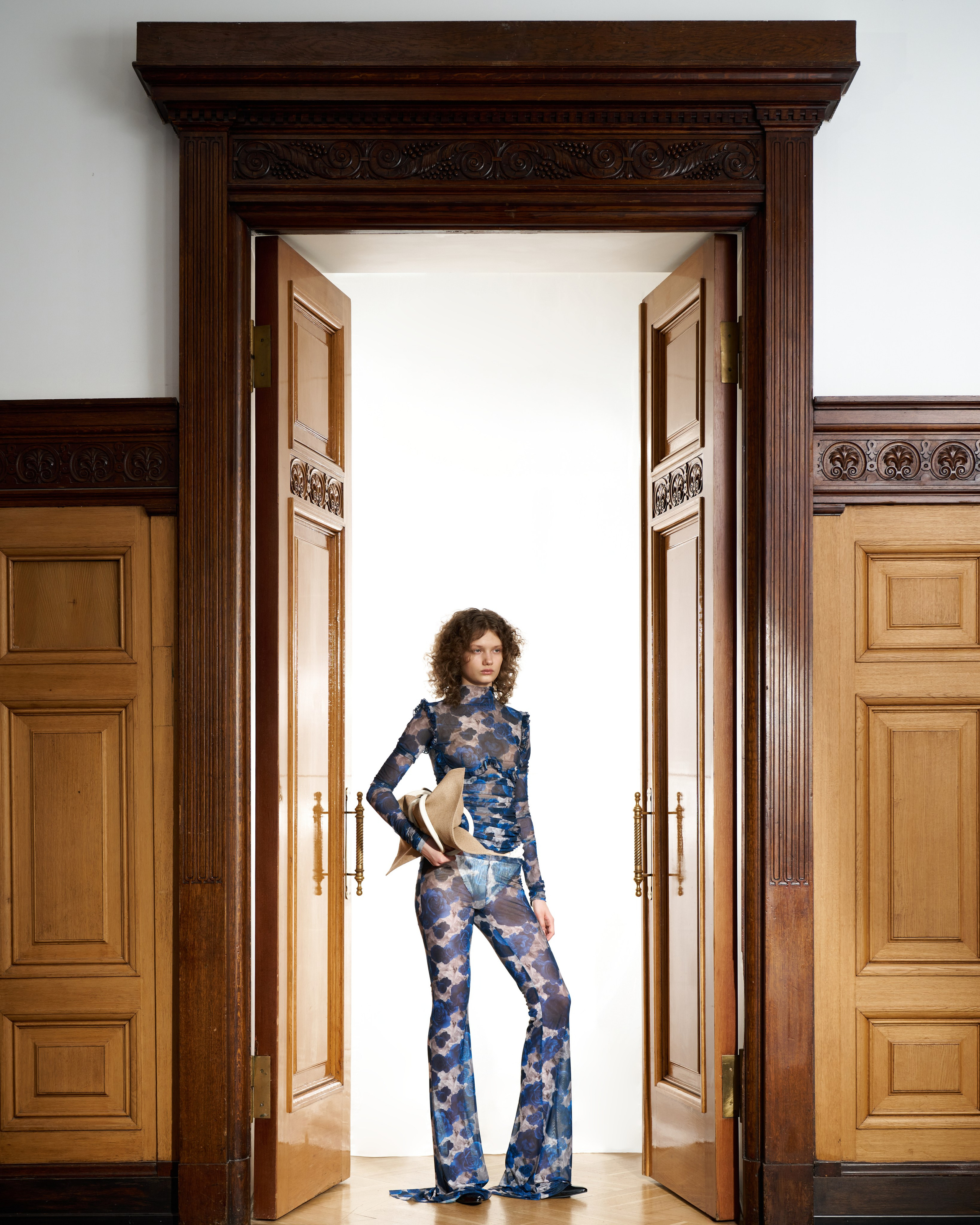 WOS. Ретушер для брендов одежды в Москве Струцкая Кристина