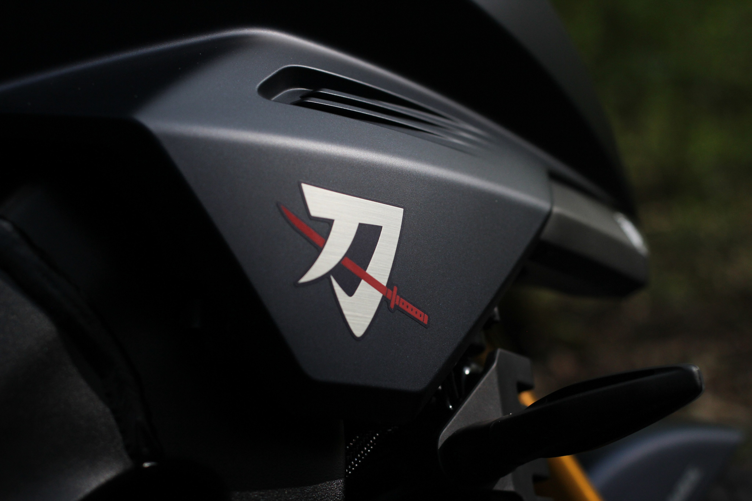 Алексей и мотоцикл 🏍️, парк Сокольники. Ваш личный фотограф в Москве Мила