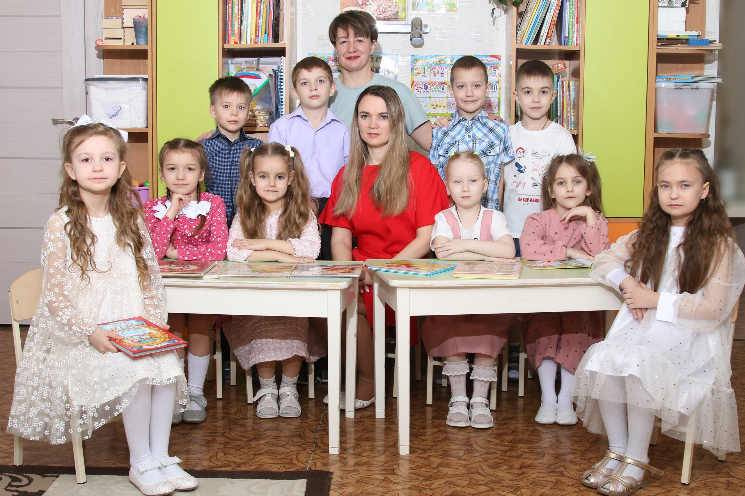 Групповые фото галерея сад. Три Жирафа