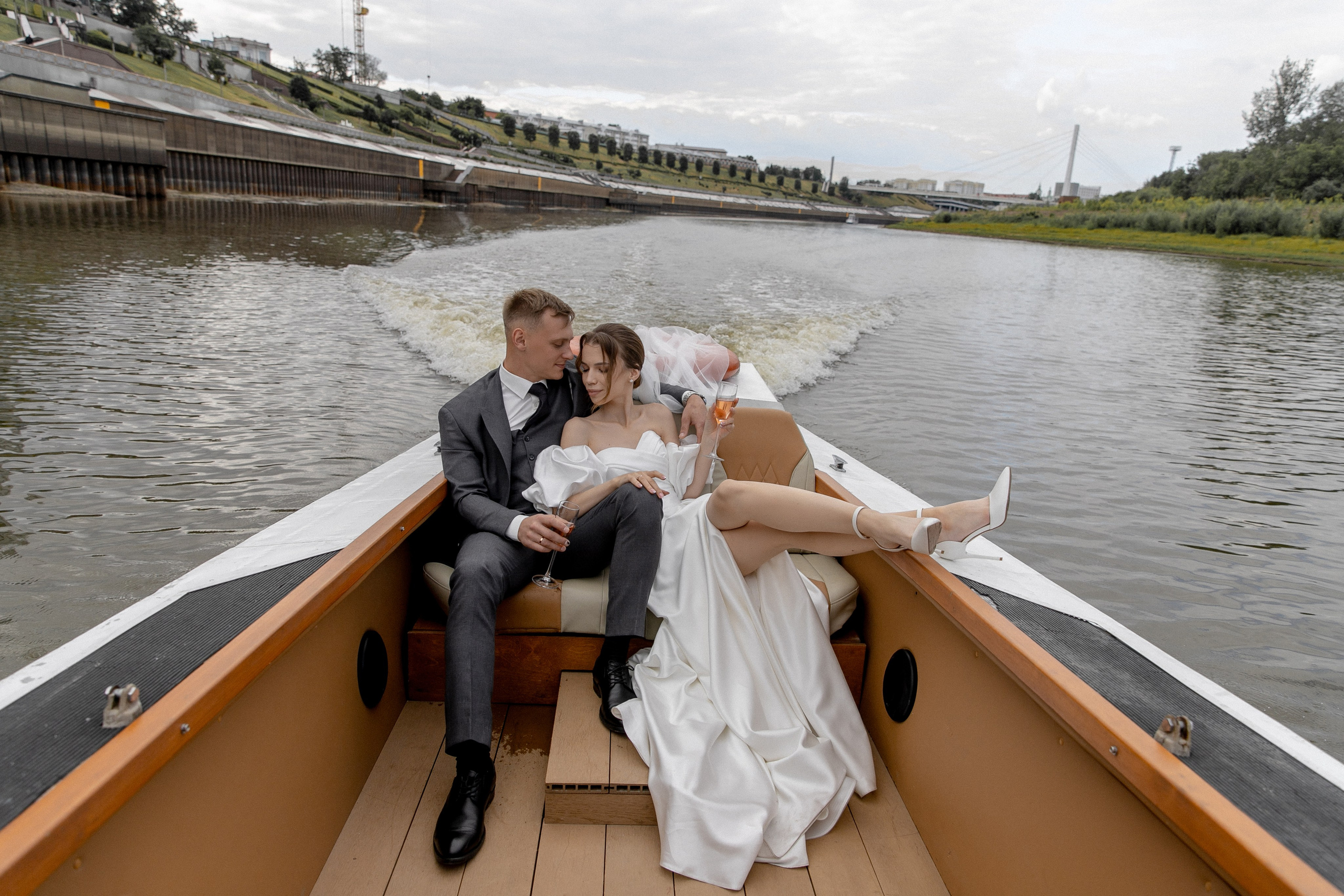 ЭМОЦИИ В КАЖДОМ СНИМКЕ