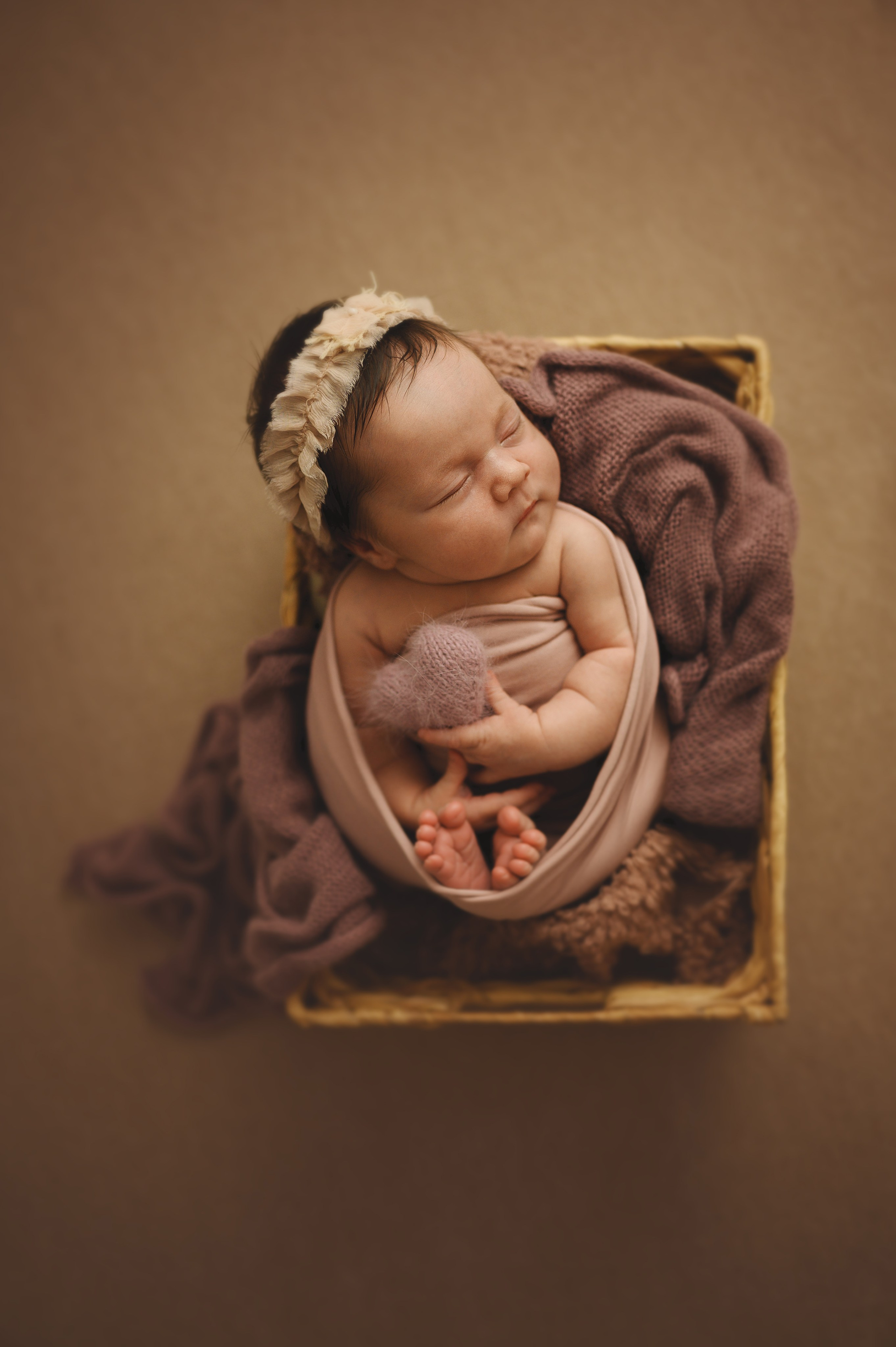 Фотосессия новорожденных, фотосессия ньюборн (newborn). НЬЮБОРН ФОТОСЕССИИ, БЕРЕМЕННОСТЬ, ПОРТРЕТНЫЕ СЕМЕЙНЫЕ ФОТОСЕССИИ  Ногинск Москва ОЛЬГА ВОГЕЛЬ