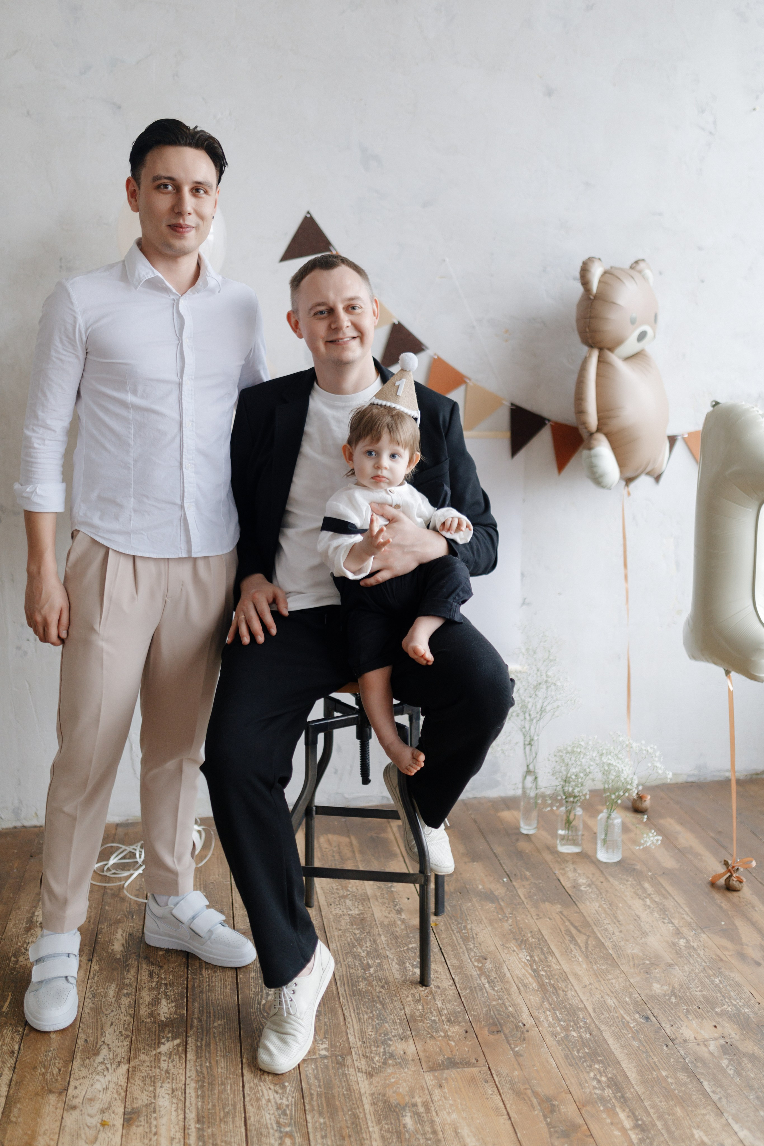 Арсению Годик. Главная