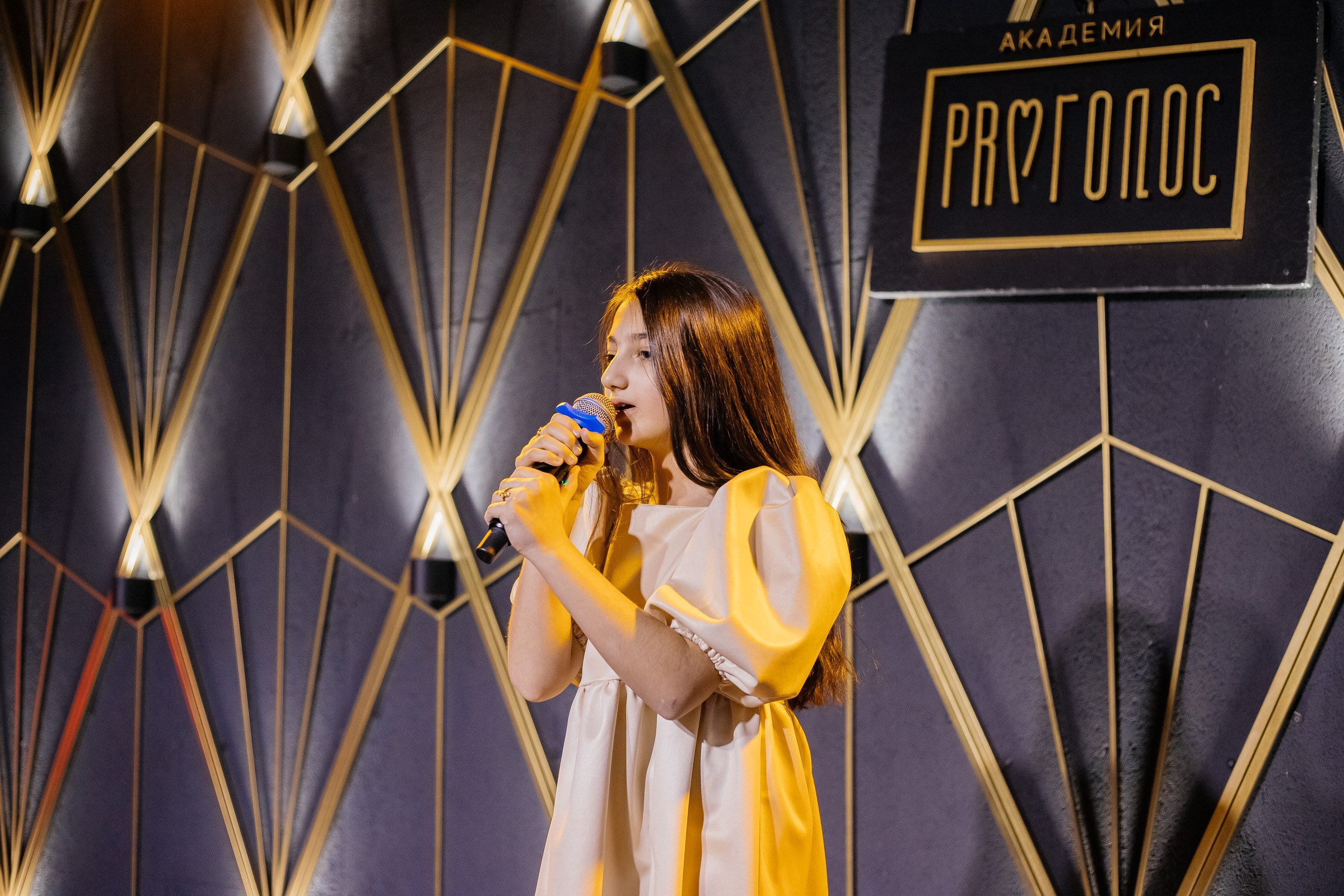 КАРАОКЕ БАР P'YANO. Репортажный и портретный фотограф в Екатеринбурге Гизатуллин Марат