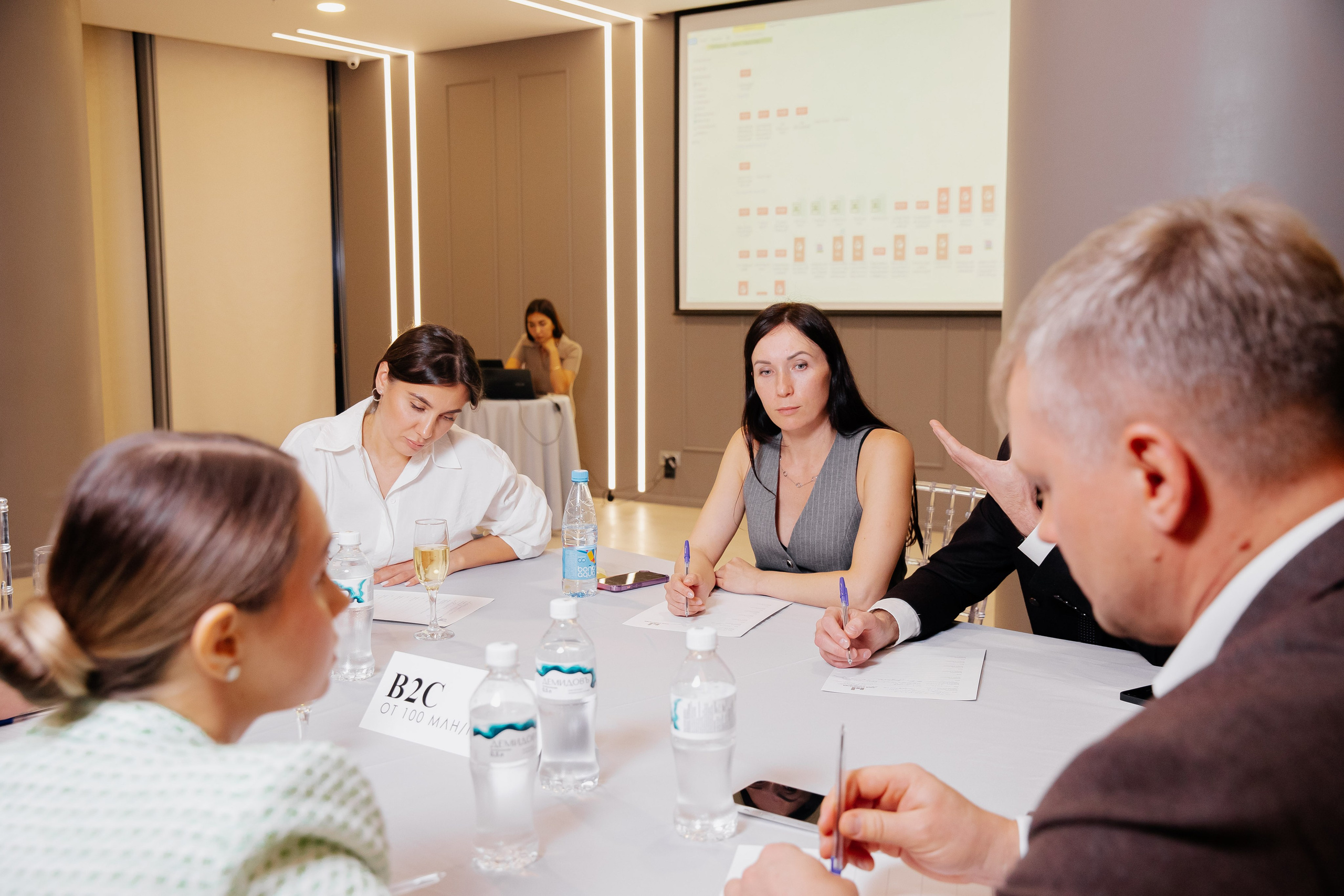 Высоцкий «Клуб строителей». Репортажный и портретный фотограф в Екатеринбурге Гизатуллин Марат