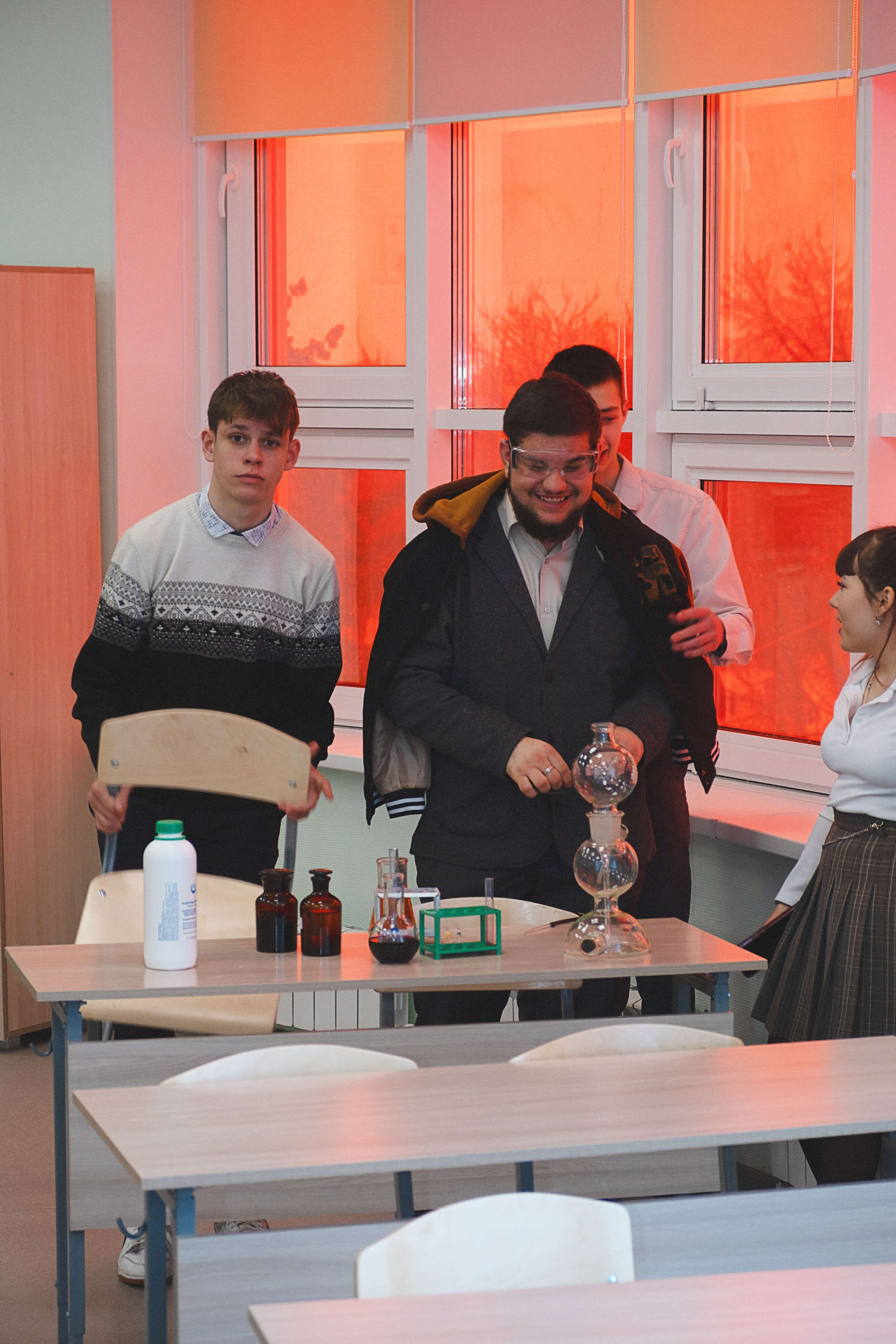 Выпускной альбом 2024. Фотограф и видеограф в Омск/Москва Сащенко Лера