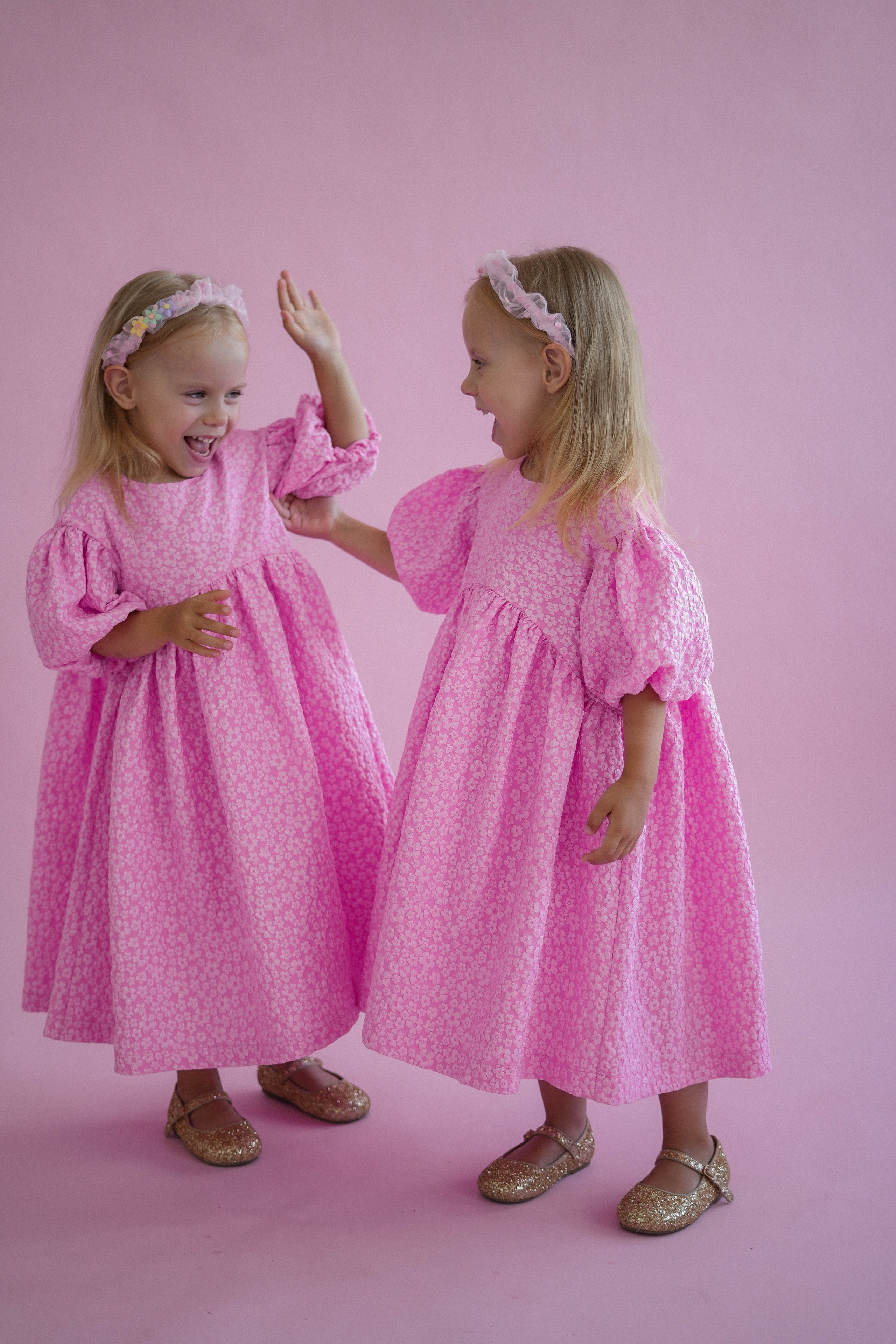 Катя и Варя день рождение. Фотограф Волгоград Анастасия Ли