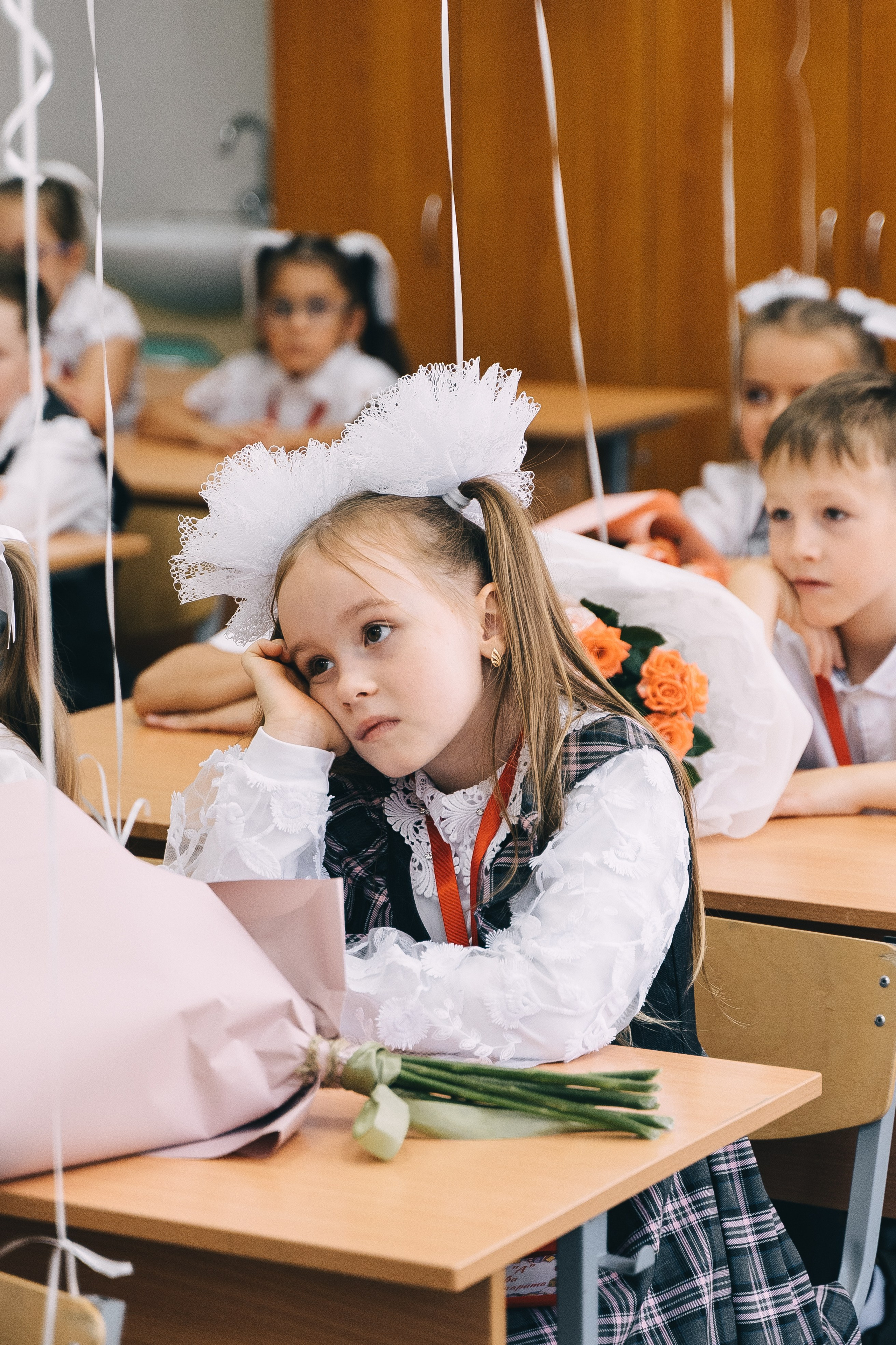 МОБУ Гимназия № 16, г. Сочи. «Первый звонок». Свадебный и семейный фотограф в городе Сочи