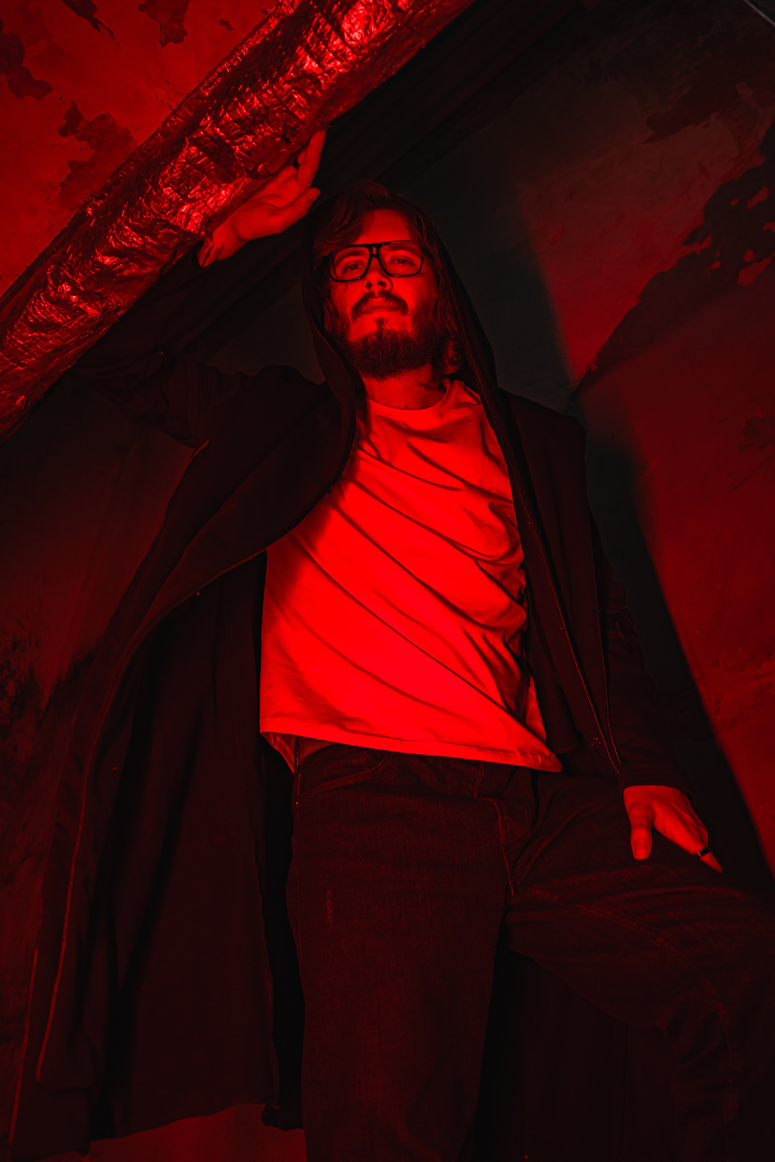 Мрак в неоновых лучах. Репортажный фотограф Анастасия Рубцова