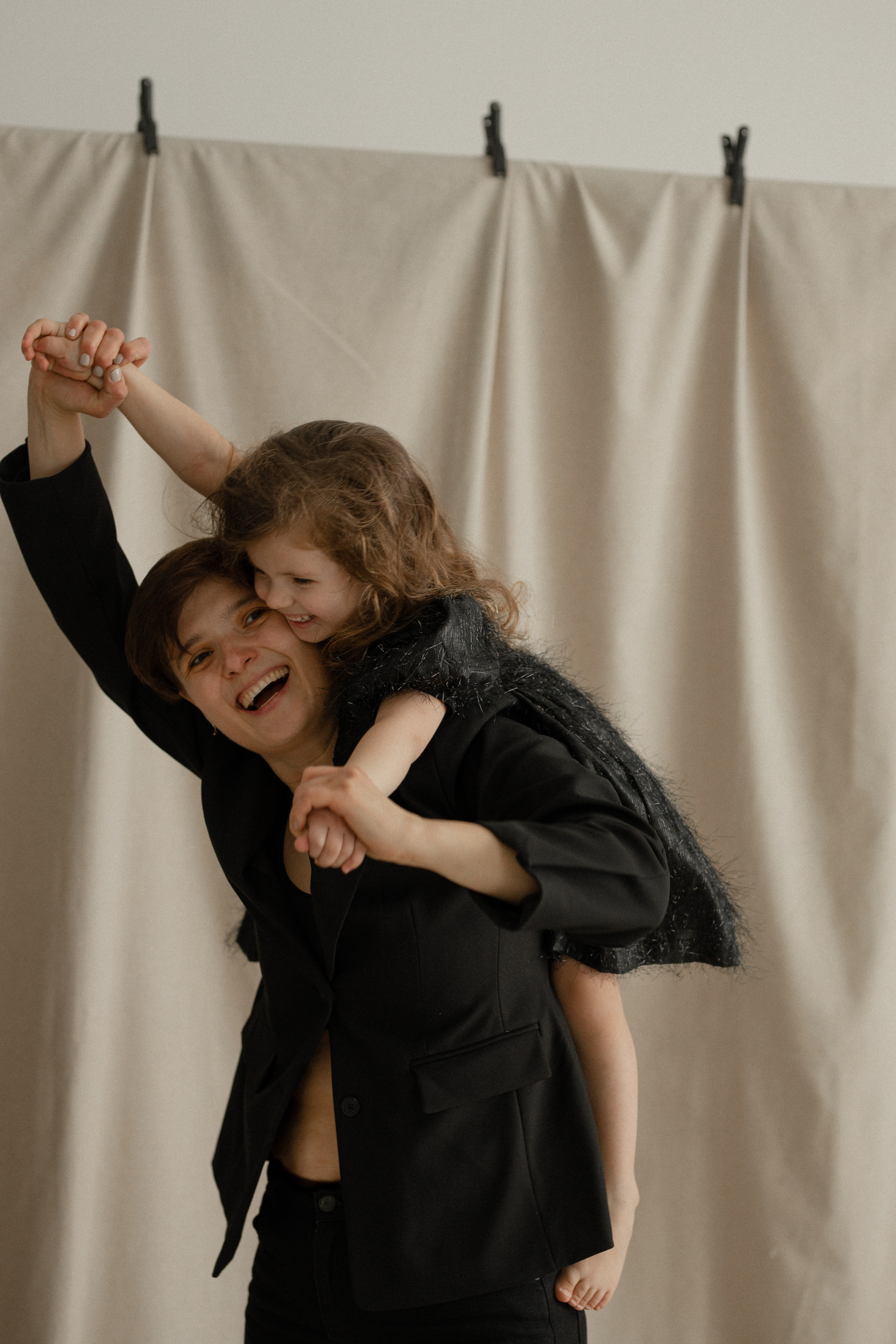 Ира и Вера. Свадебный фотограф Таня Караисаева