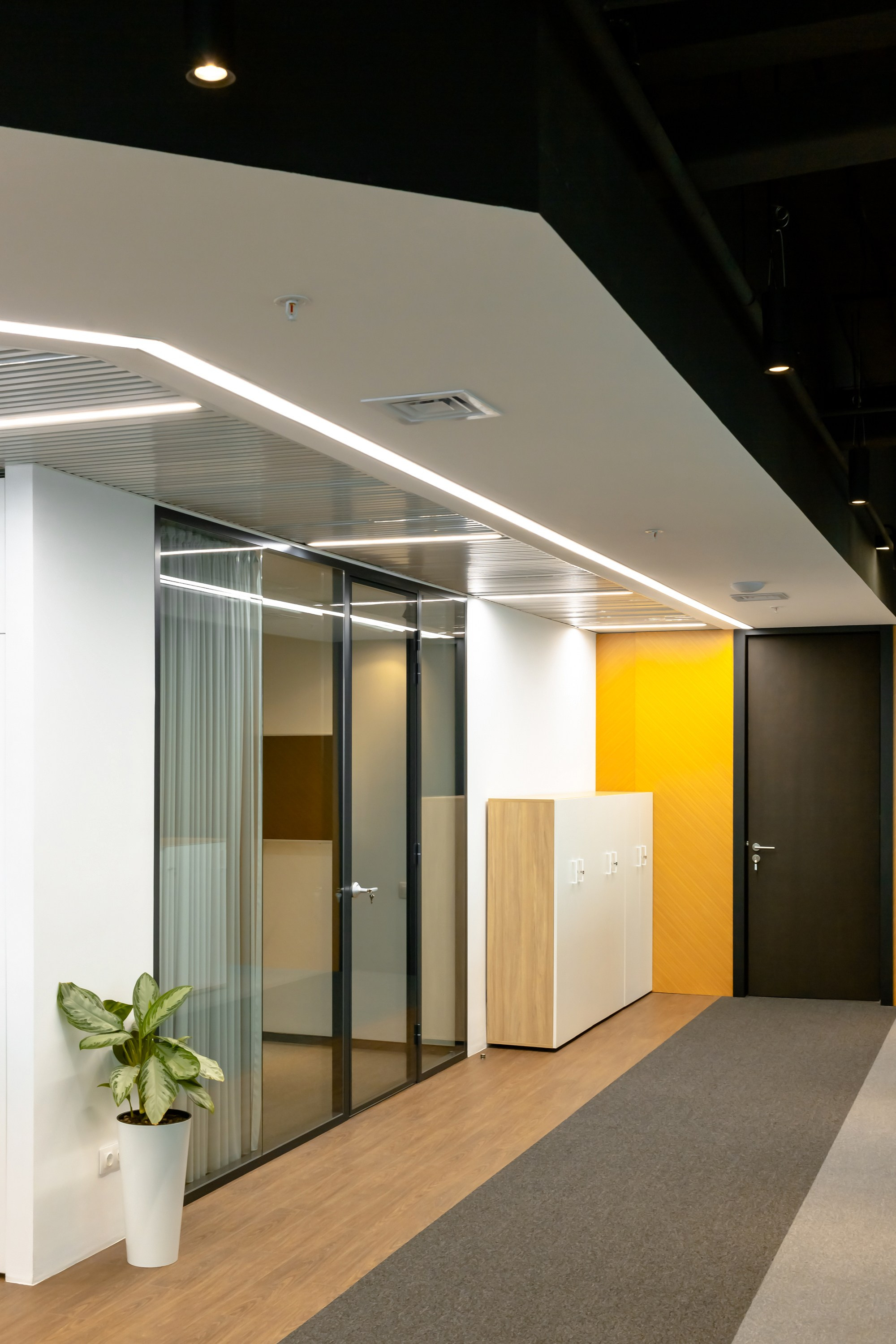 Mercure space. Репортажный фотограф в Алмате Чумаков Георгий