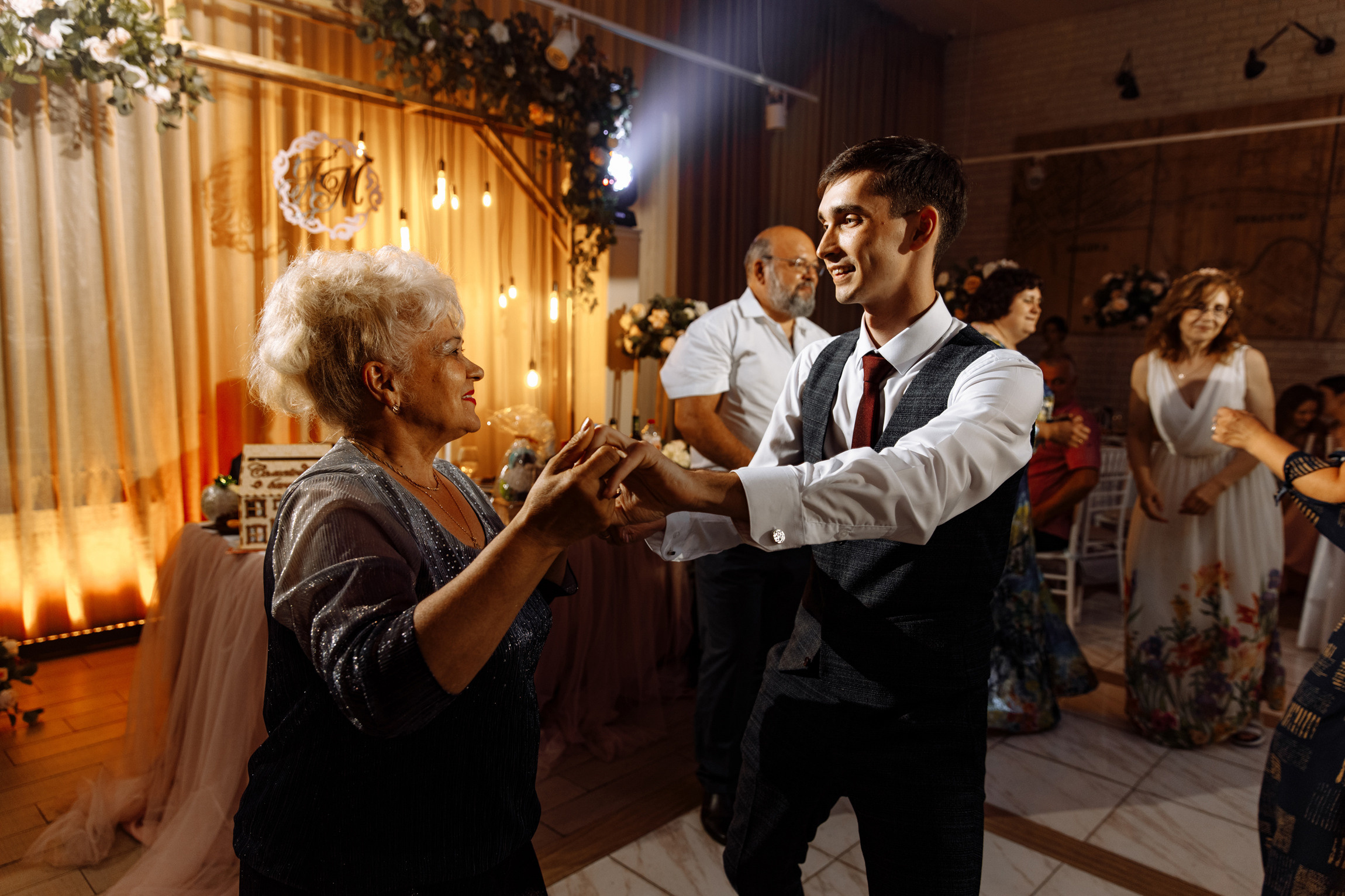 Нежная свадебная фотосъемка Саши и Марины