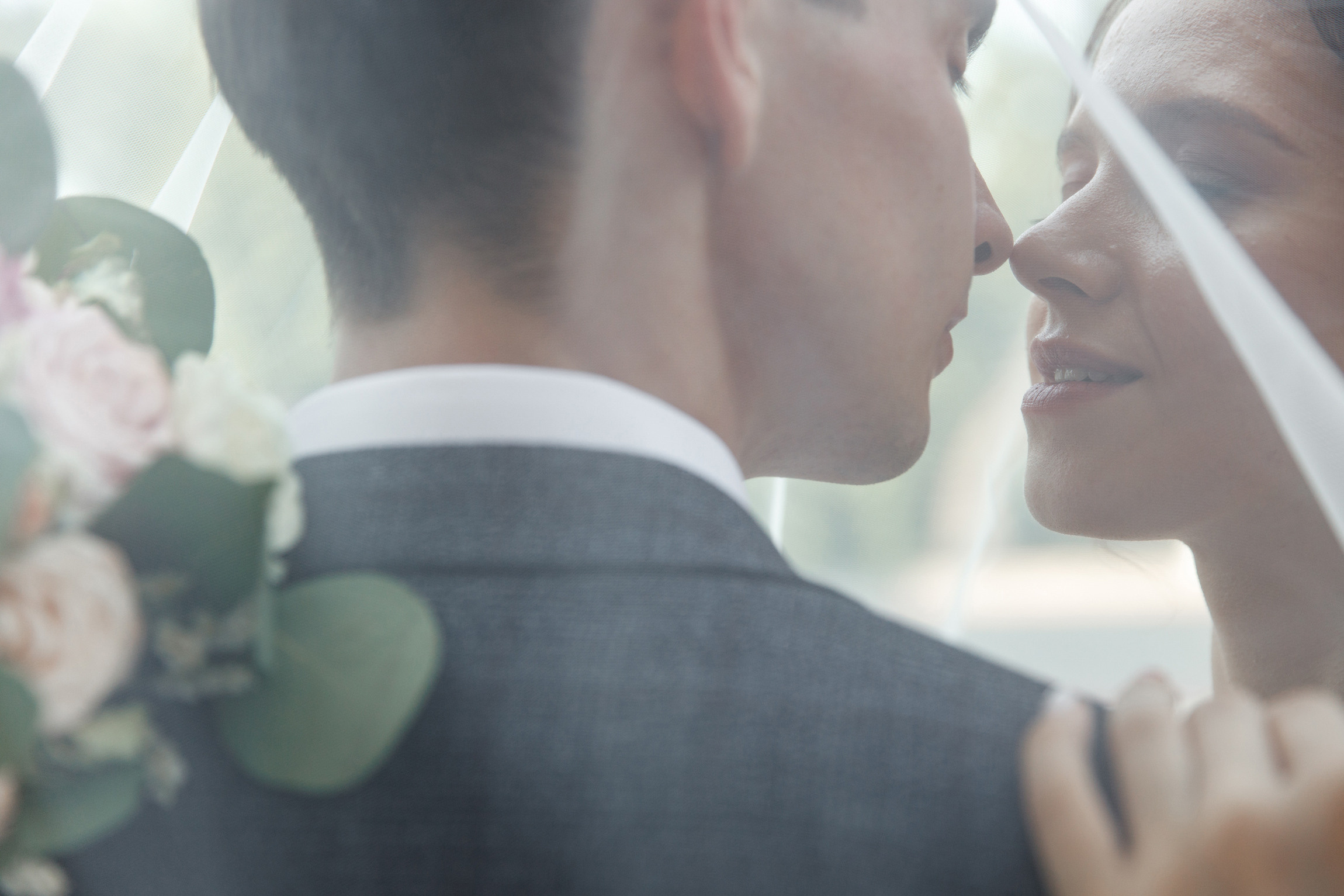 Нежная свадебная фотосъемка Саши и Марины