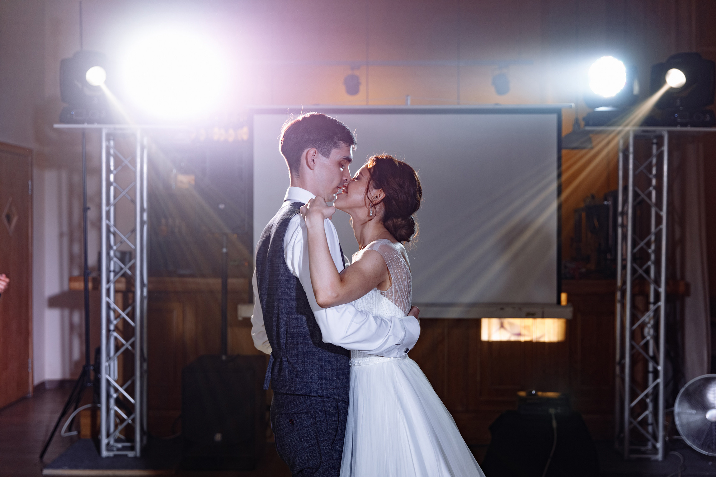 Нежная свадебная фотосъемка Саши и Марины