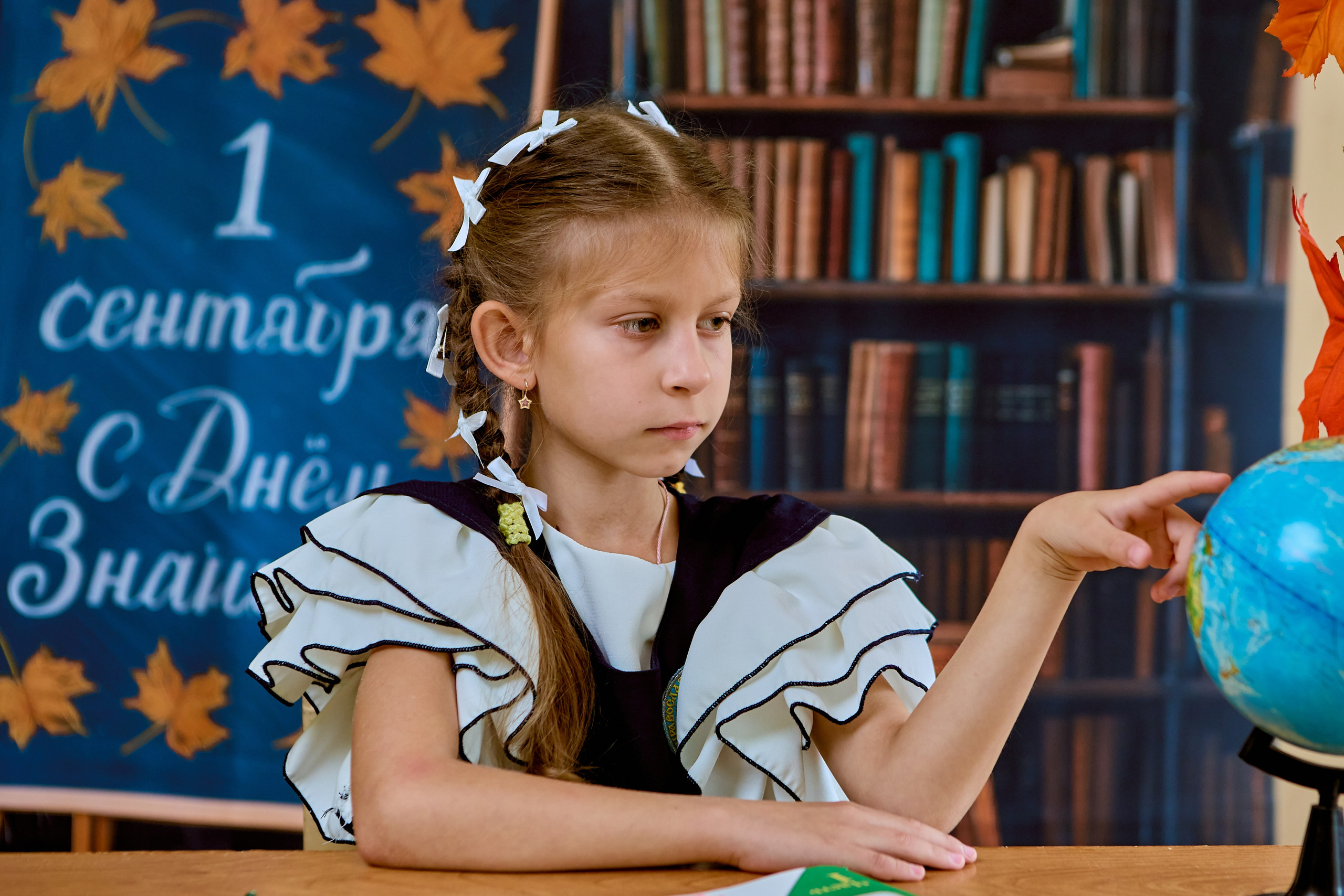 Школьный фотограф в Дзержинске для фотокниг и фотоальбомов