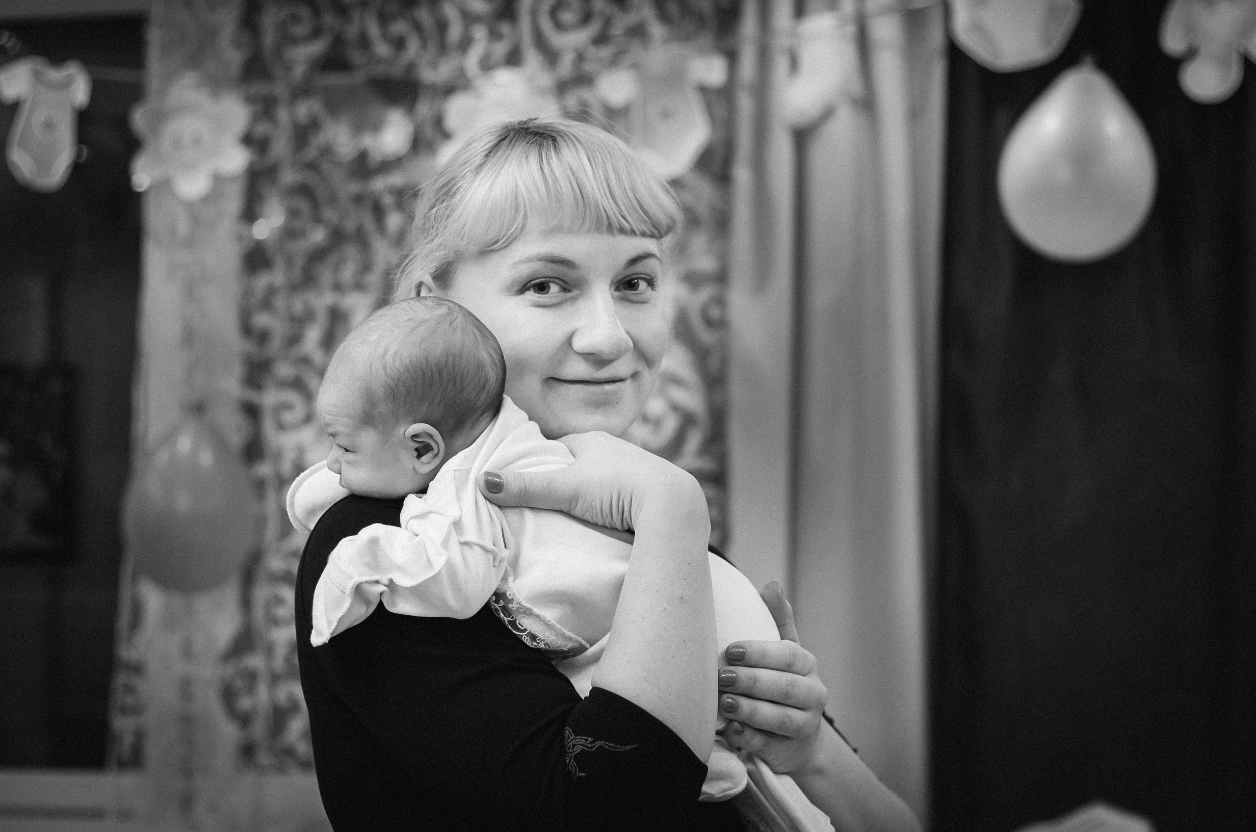 Фотограф на выписку из роддома Екатеринбург. Фотограф Виктория Темирова Екатеринбург