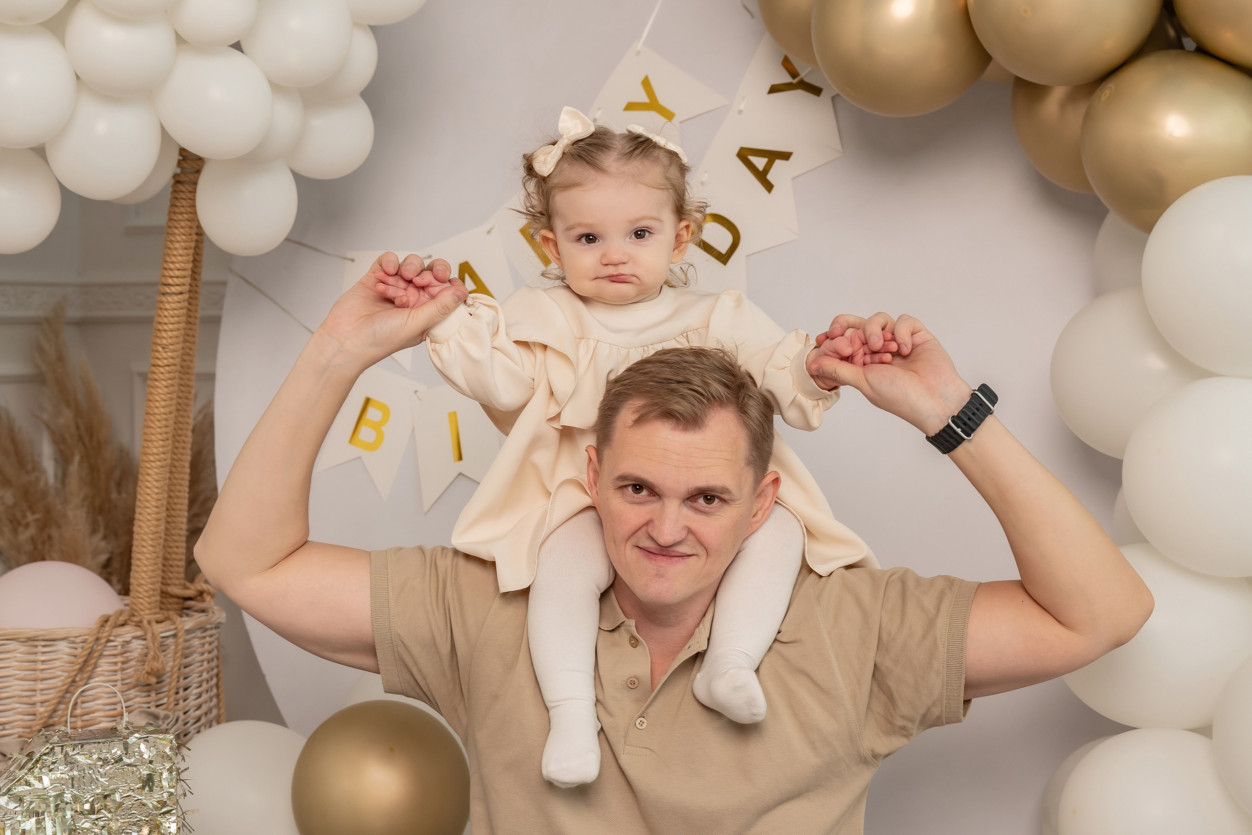 Годик Софии. Наталья Слесаренко фотограф в Сочи