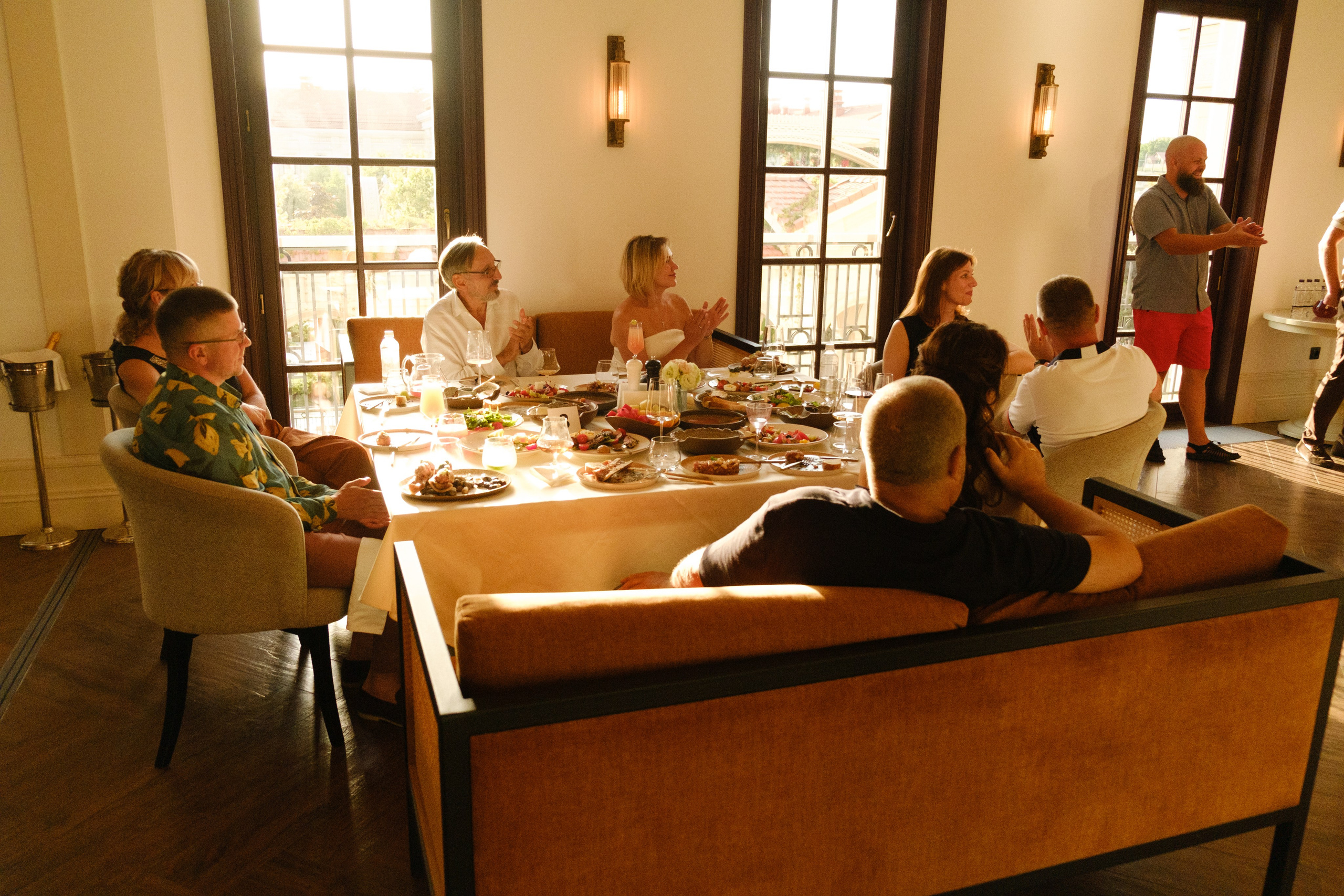 Фотограф на юбилей в Крыму | Съемка дня рождения | Илья Желдак. Профессиональная фотосъемка в Крыму. Натуральные эмоции и живые кадры. Забронируйте дату прямо сейчас!