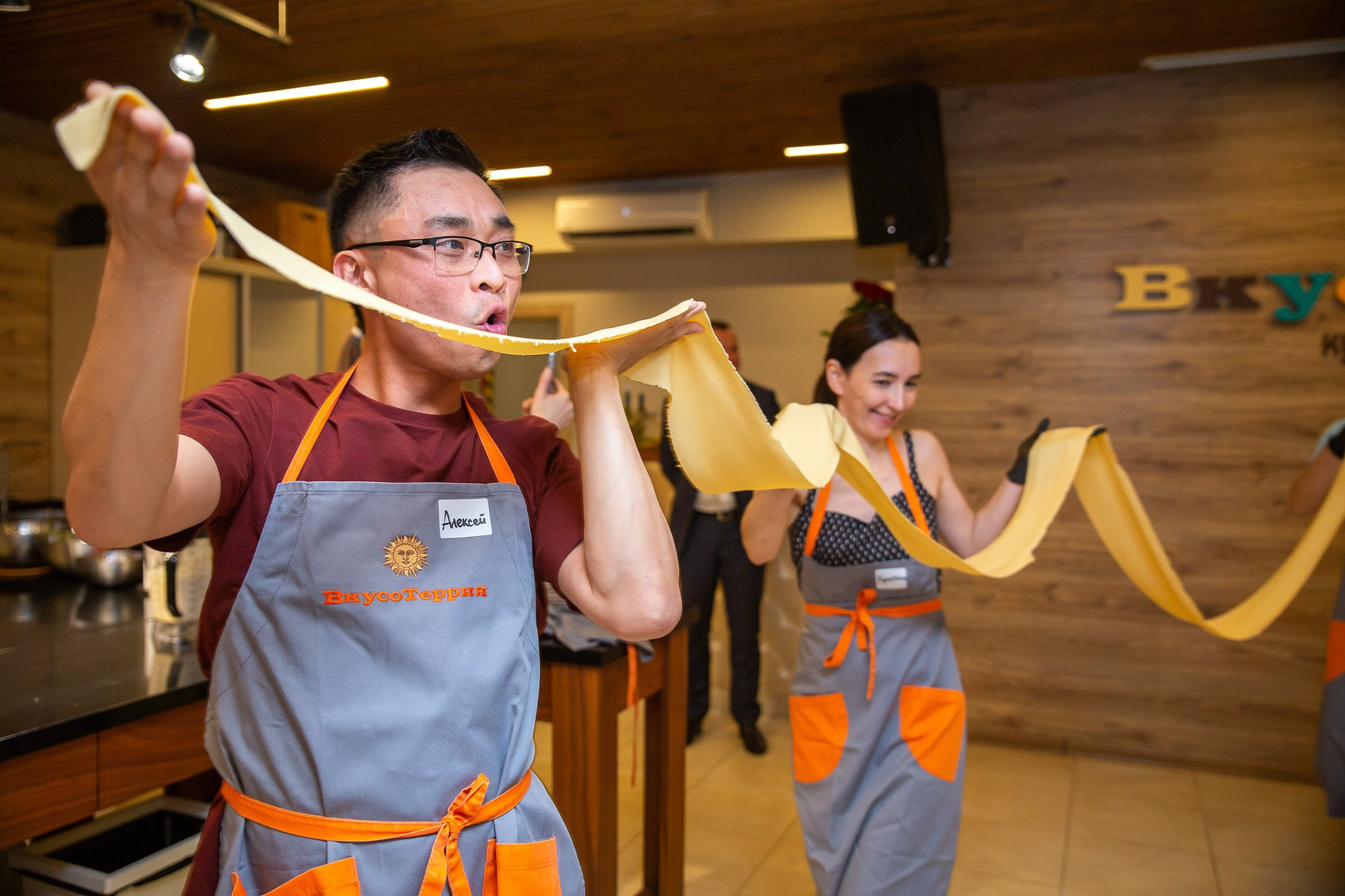 Party!. Портретный и репортажный фотограф в Москве Денис Машков