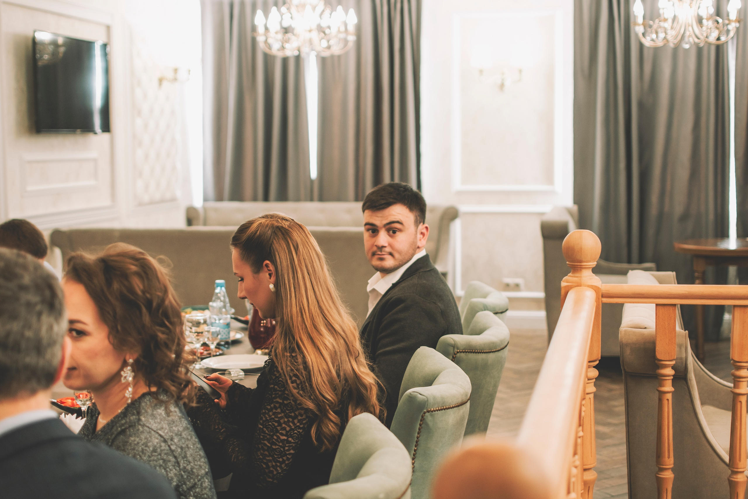 26.04.2025 (Фотосессия, роспись в Онии + фото с банкета). Семейный и свадебный фотограф Губкинский и Ставрополь