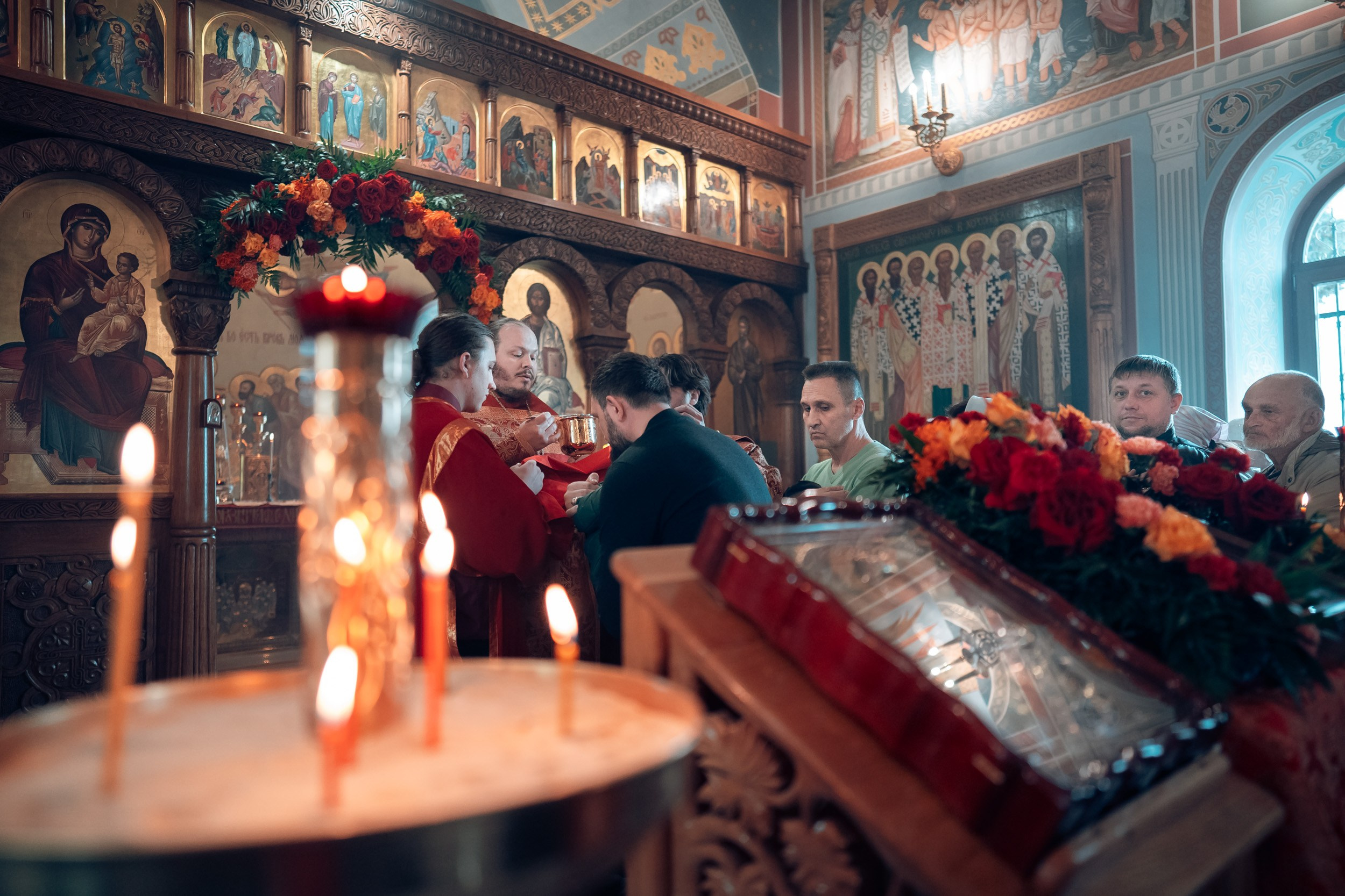 Богослужение на Светлой седмице в Херсонесском монастыре г. Севастополь. Церковный фотограф Севастополь