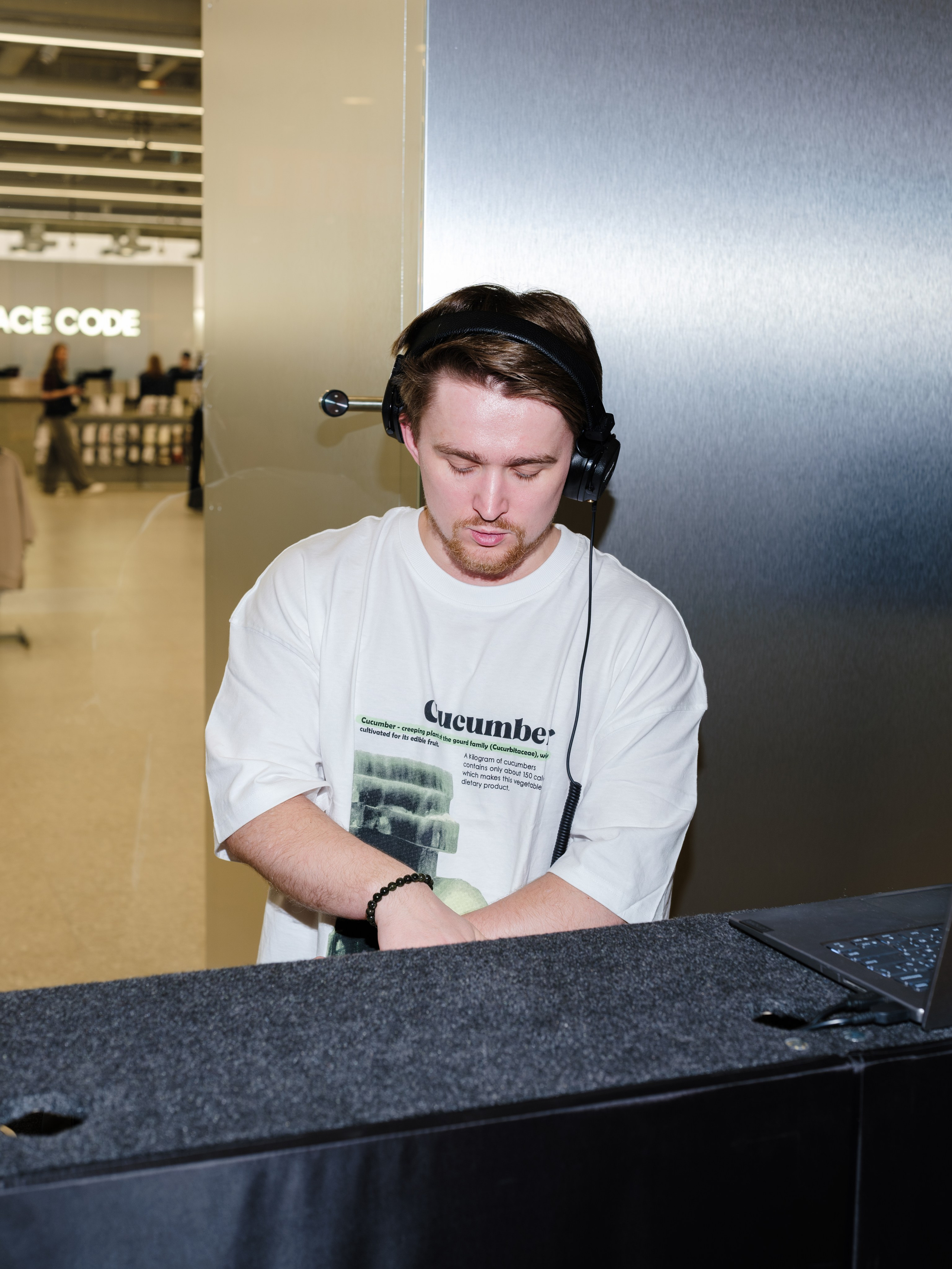 Открытие FACECODE. Репортажный и портретный фотограф в Москве Илья Спиридонов