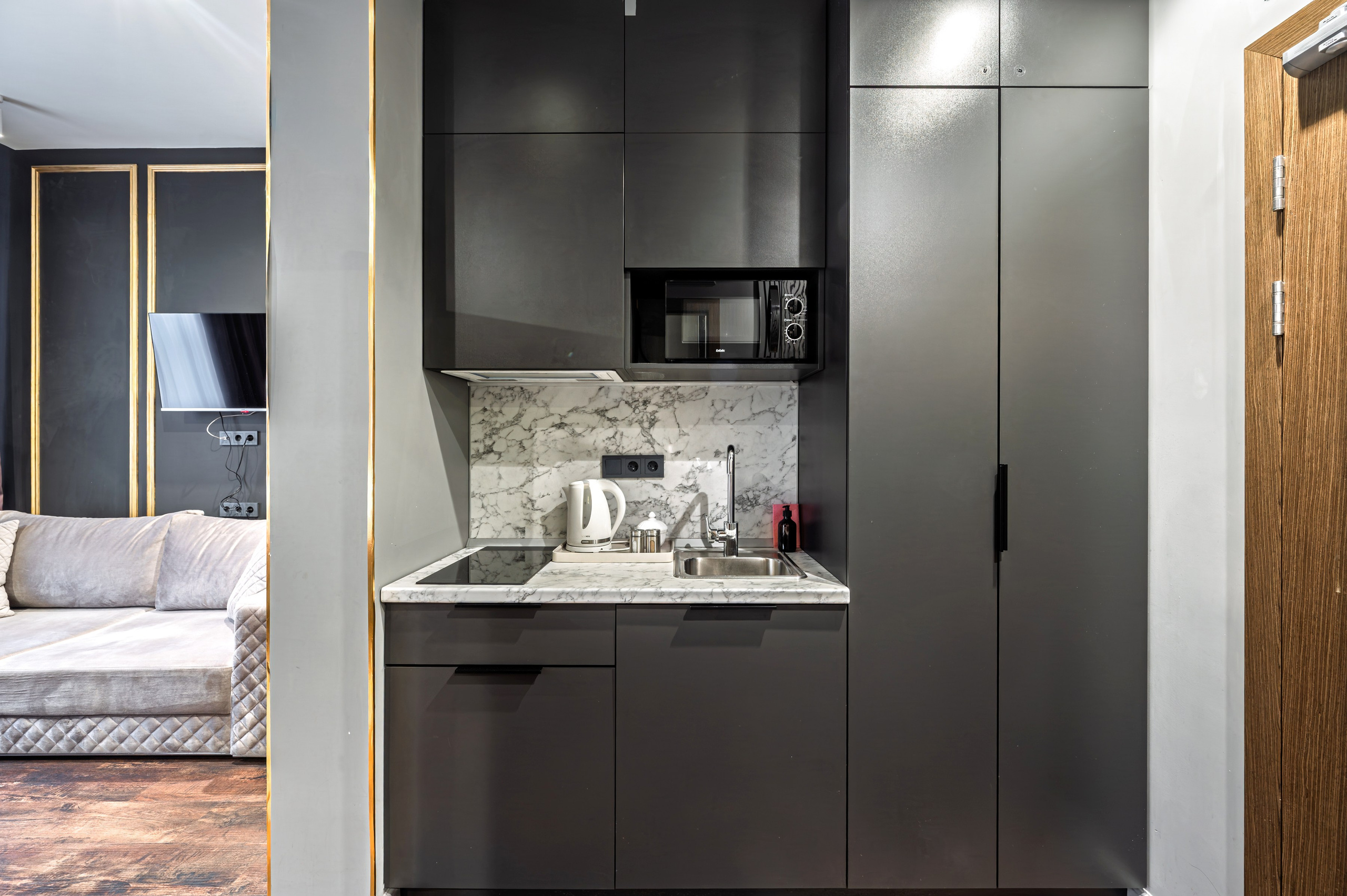 Классический номер отеля Acqualina. Интерьерный фотограф. Фото- видеосъемка недвижимости Санкт-Петербург