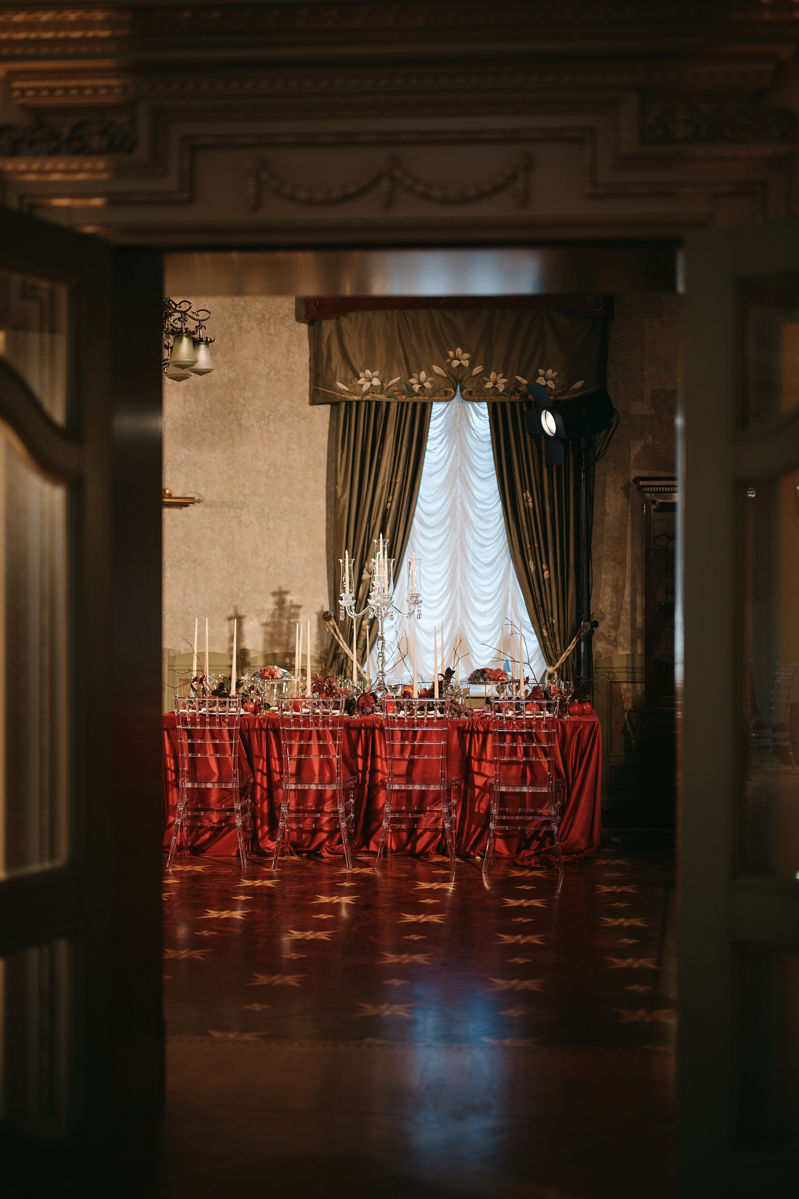 Осенний бал Grey Chic x Villa Michetti. Свадебный фотограф Сергей Фарковец