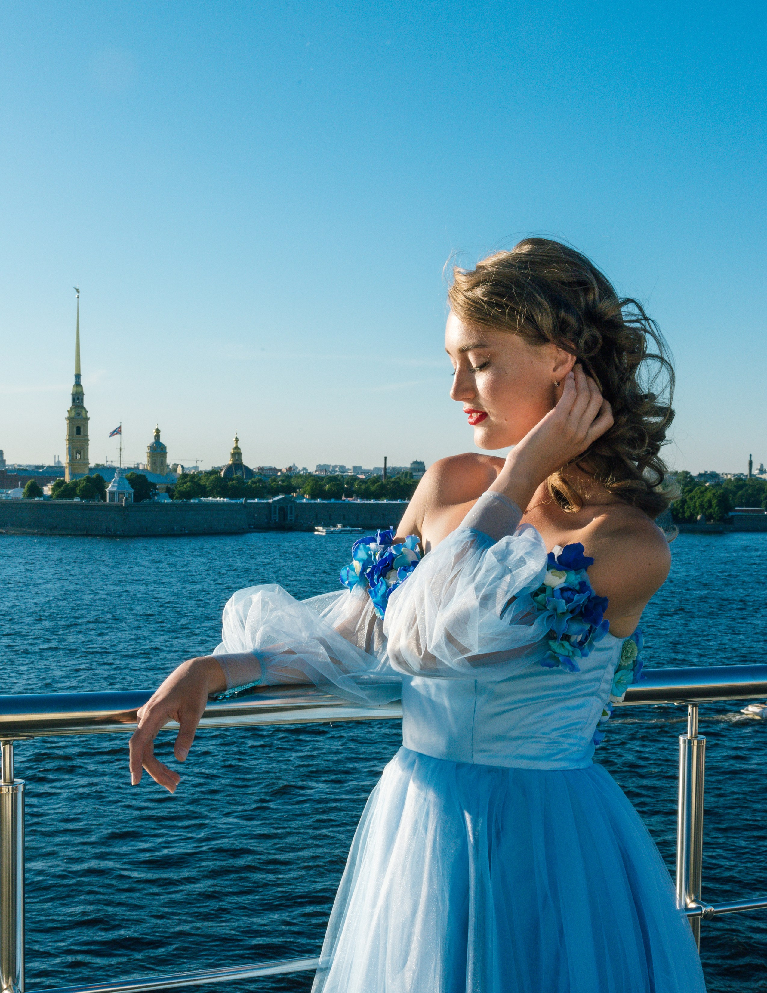 Индивидуальная Женская Фотосессия в СПб: Портрет и Красота. Фото и Видеосъемка на ваше мероприятие. Александр Романов