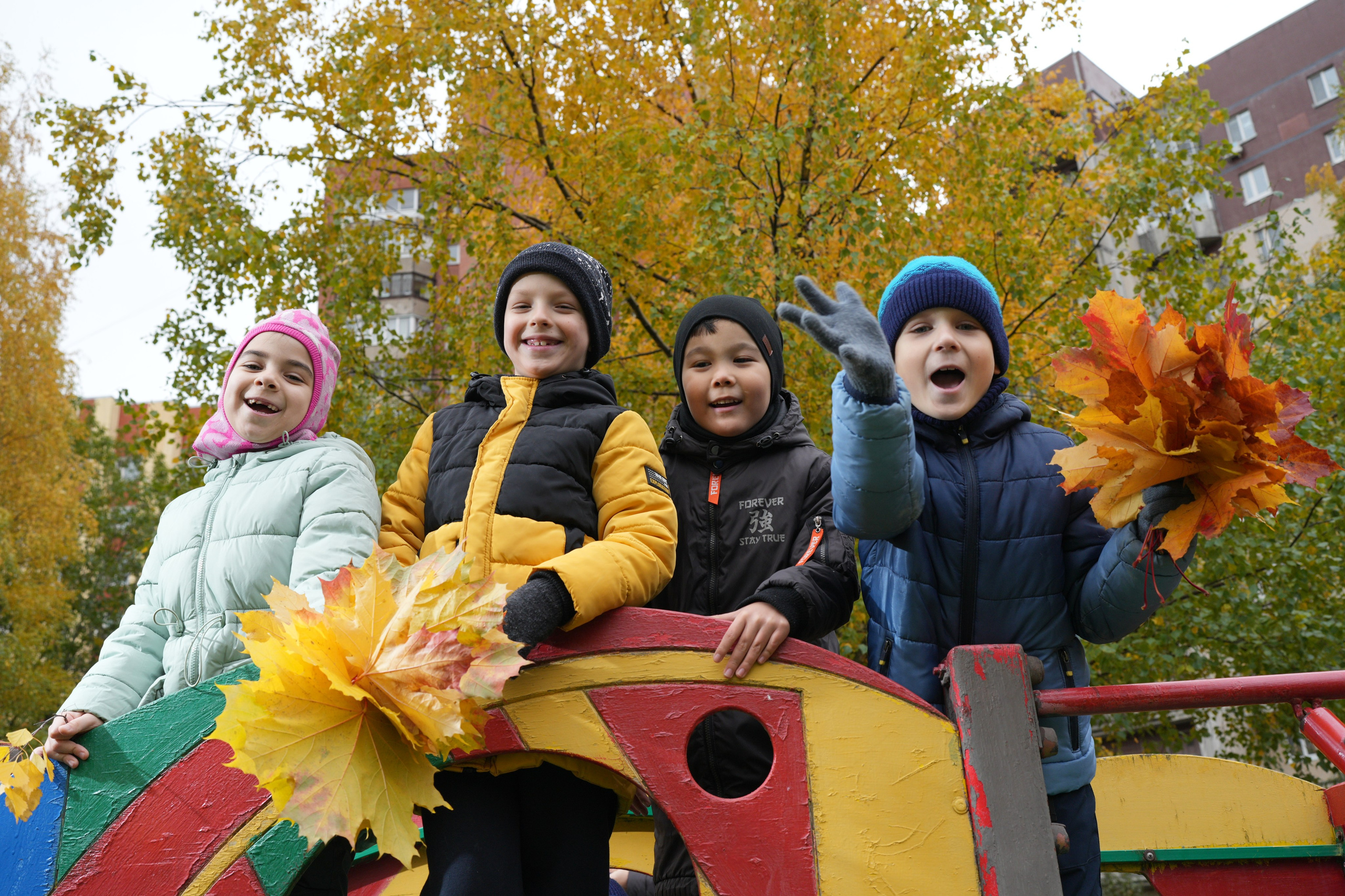Школьная фотография в Санкт-Петербурге, выпускные альбомы, фотосессии