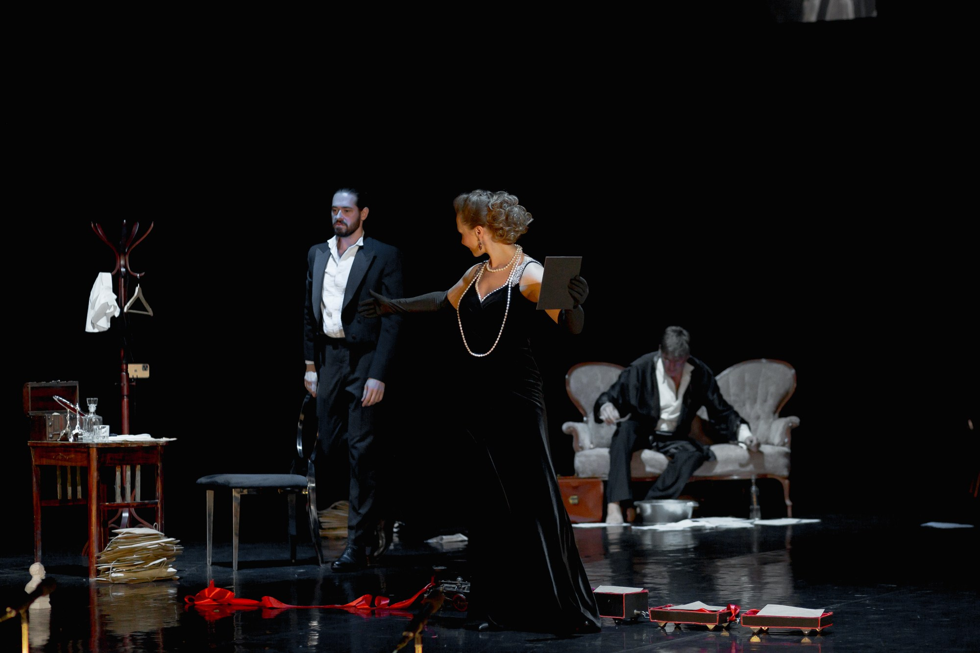 Спектакль Приглушенные голоса в Театре Эрмитажа (+репетиция). Семейный и портретный фотограф в Санкт-Петербурге Андрей Воробьев