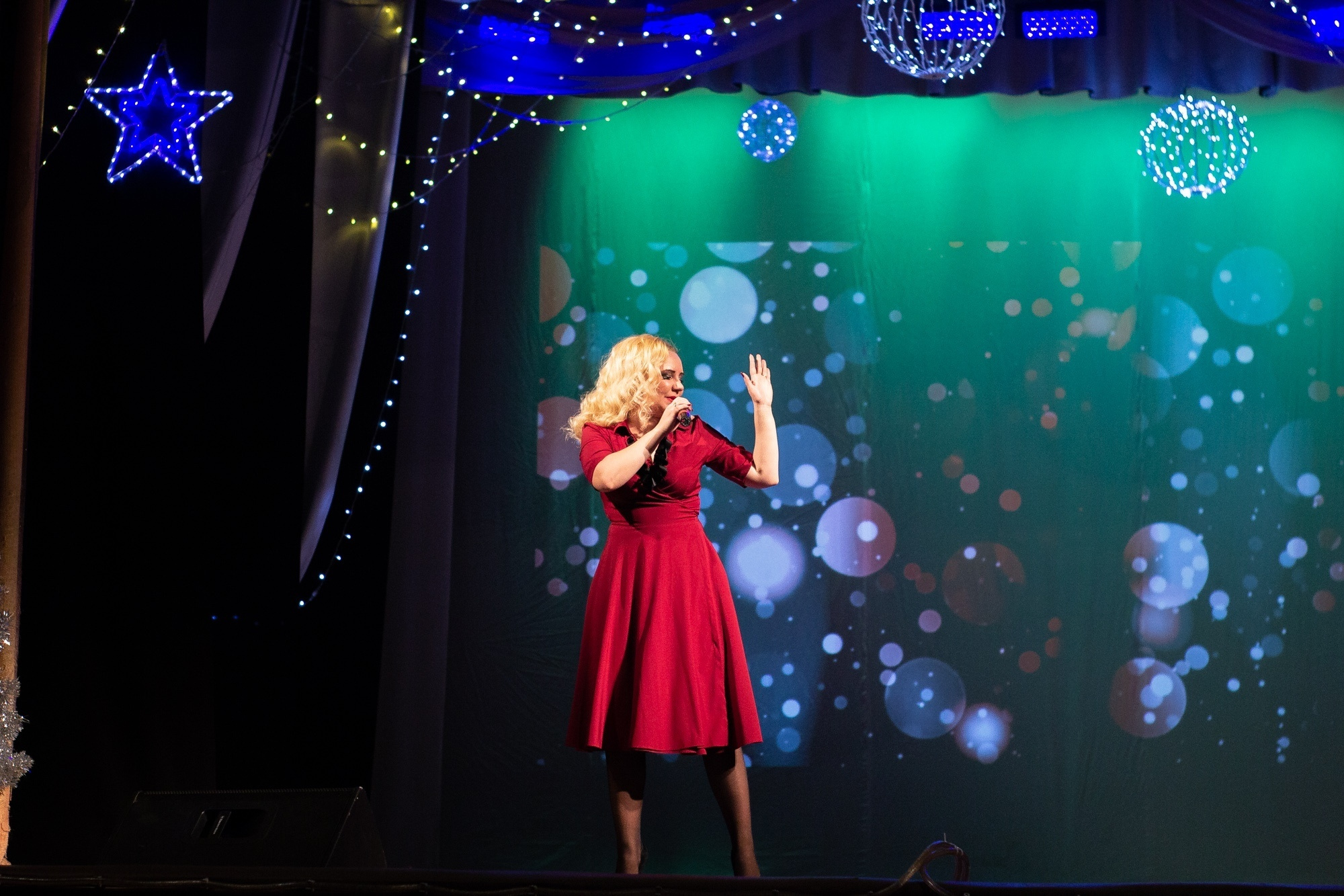 НОВОГОДНИЕ ВЕЧЕРА ДЛЯ ЖИТЕЛЕЙ ГОРОДА 2019. Дворец Культуры г. Заволжья