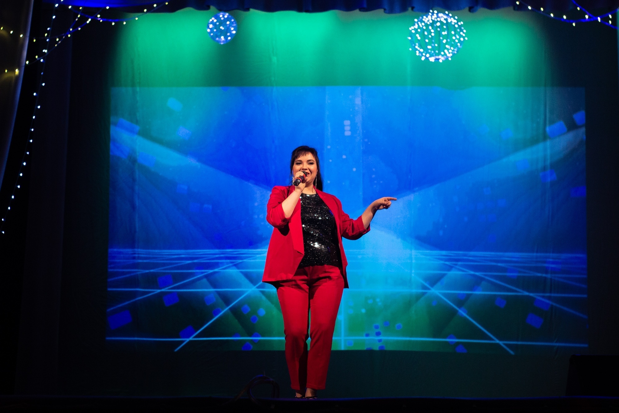 НОВОГОДНИЕ ВЕЧЕРА ДЛЯ ЖИТЕЛЕЙ ГОРОДА 2019. Дворец Культуры г. Заволжья