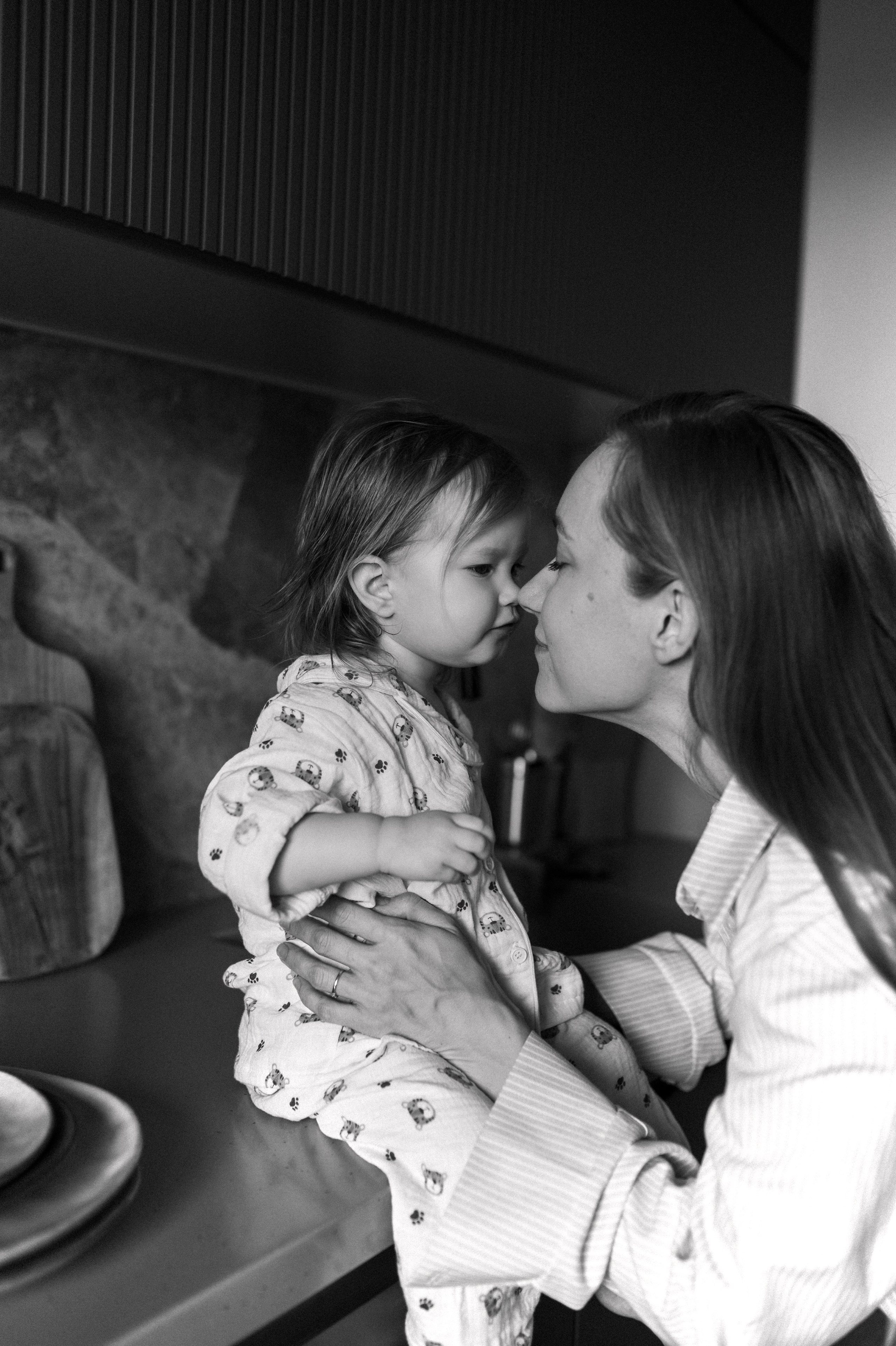 Даша и Варя дома. Семейный и свадебный lifestyle-фотограф в Москве Мария Петрова