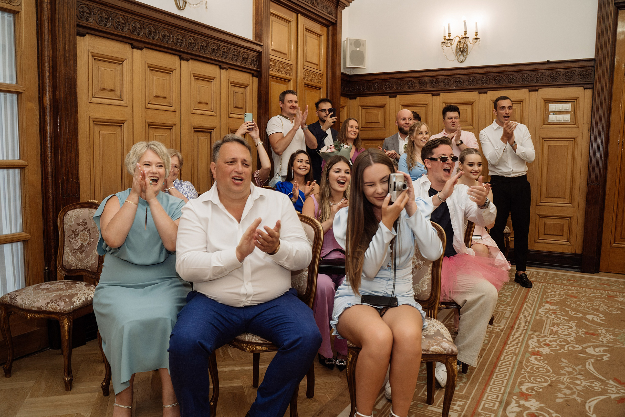 Сборы дома и прогулка на Патриках (полный день). Свадебный фотограф