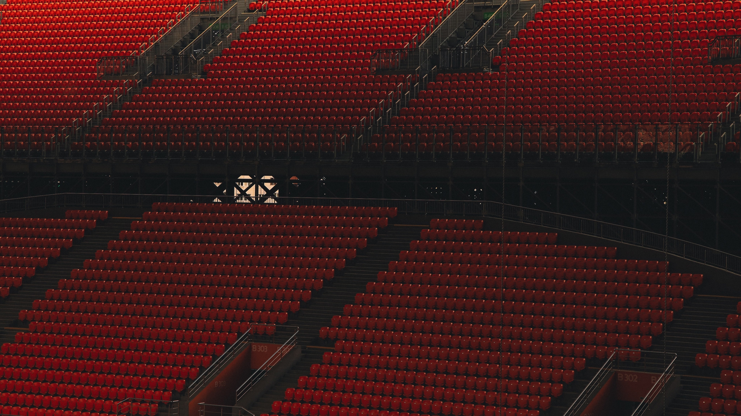 Stadium. Фотограф/дизайнер в Екатеринбурге Хитрый Дмитрий