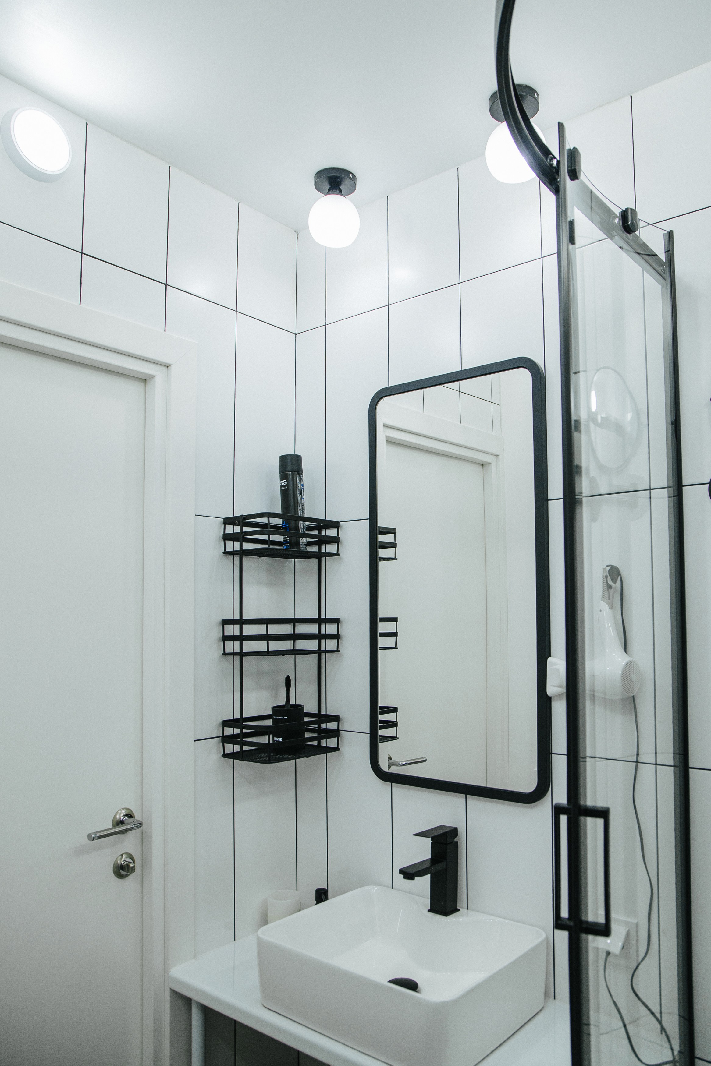 ЧБ лофт 28 кв. м. Фотограф Оля Батист