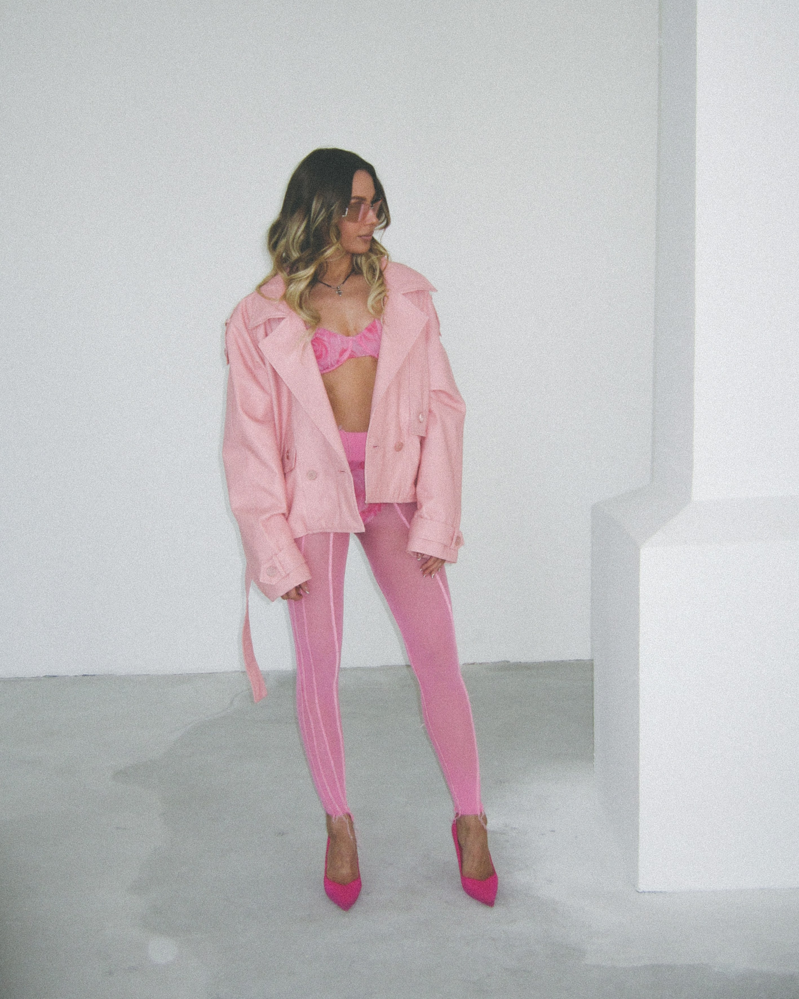 Monreve. Фотограф в Москве и Сургуте Алла Лесовая. Снимаю каталог для брендов и индивидуальные портреты для людей