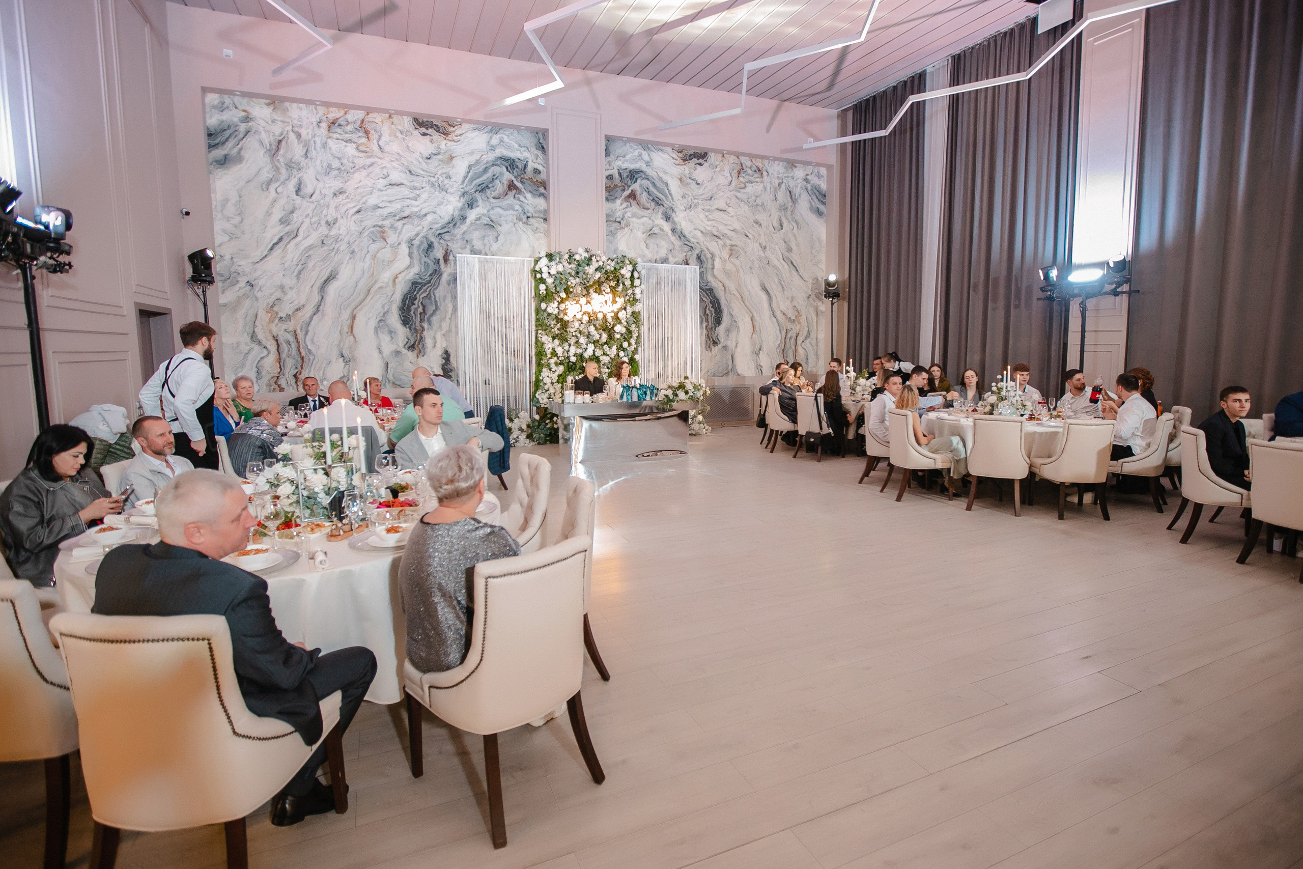 Анастасия + Данил. Роман Урумбаев фотограф Нижневартовск