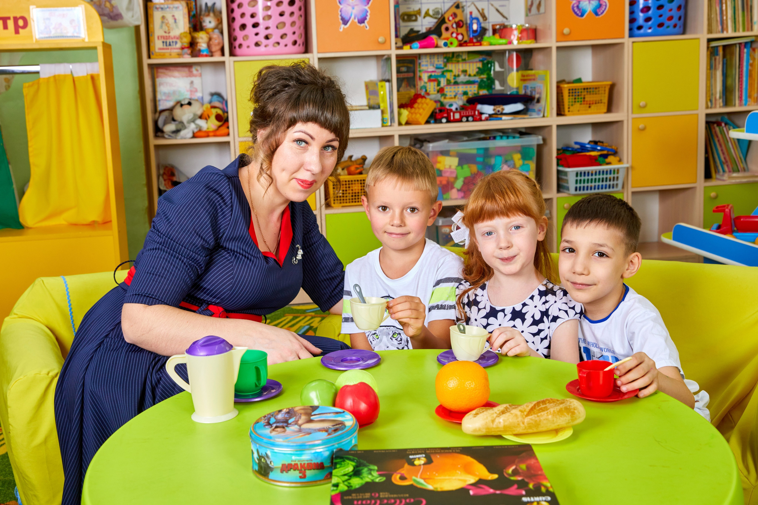 Выпускникам школ и детских садов