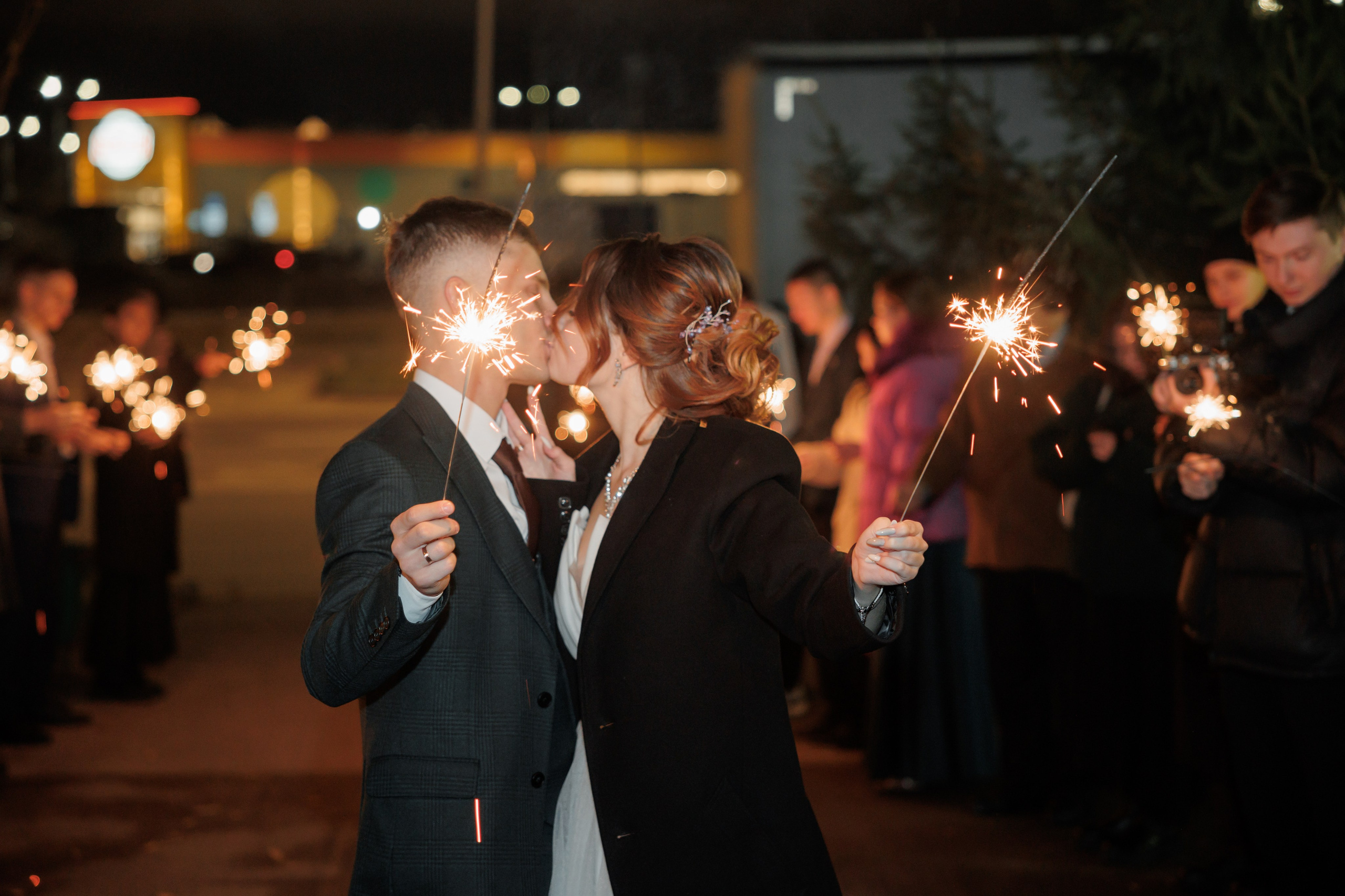 Константин и Дарья, ЗАГС ВДНХ, отель Soluxe, ресторан «Антик». Свадебный и репортажный фотограф (Москва, Королев и другие)