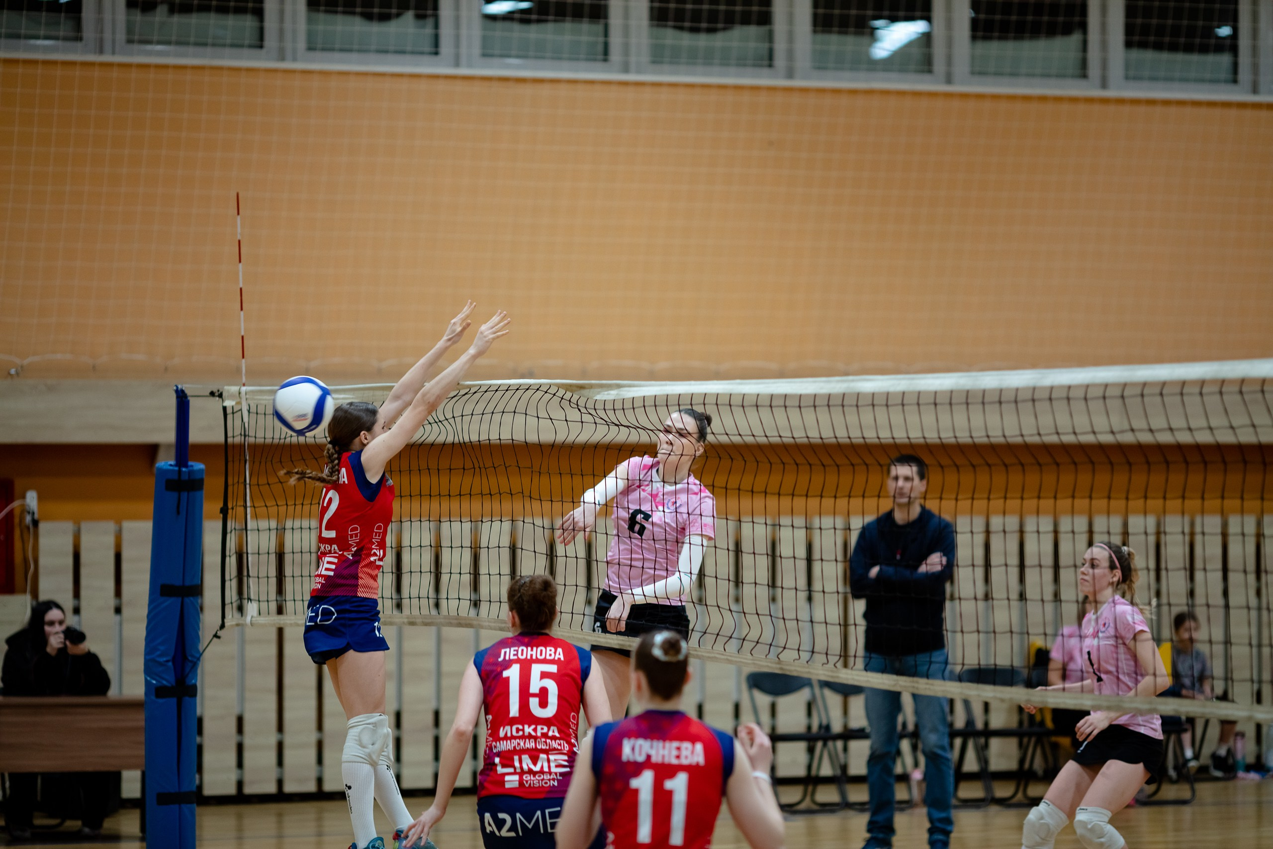 СШ11 — Искра / 2 игра. Фотография