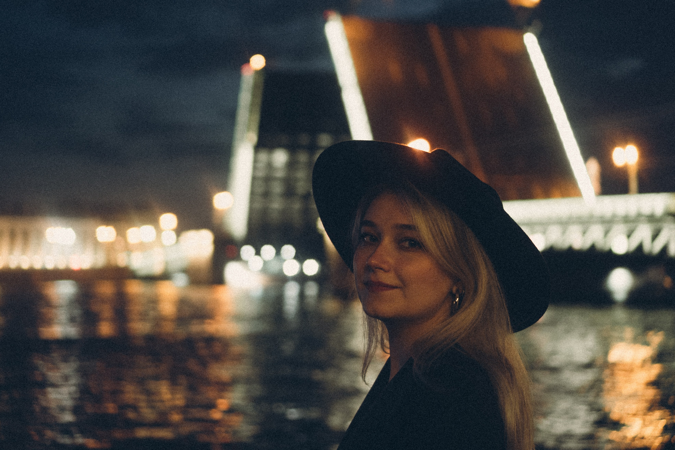 ПРОГУЛКА ПО НОЧНОМУ ГОРОДУ. Профессиональный фотограф, Санкт-Петербург — Виктория Богомолова