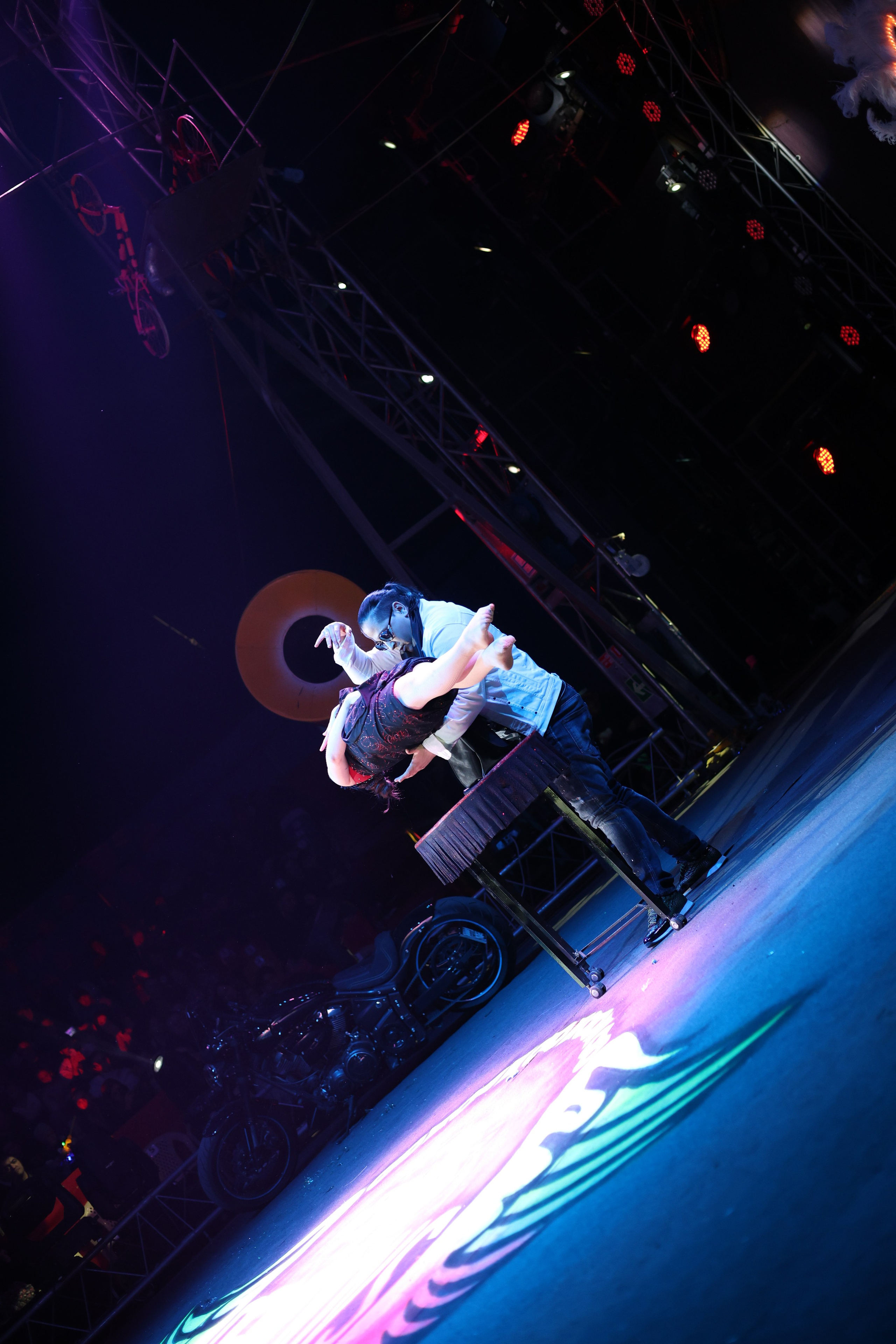 ЦИРК Демидова. Репортажный и мужской фотограф в Краснодаре. Фотограф в Краснодаре