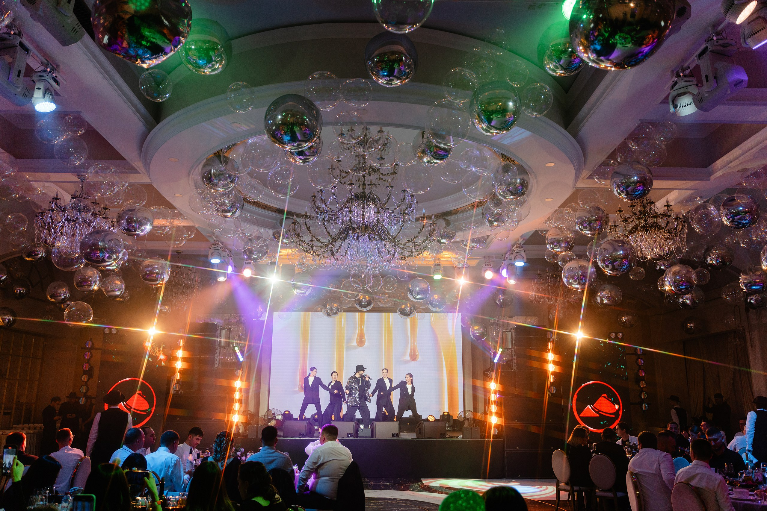 Новогодние Корпоративы 2024. Свадебный Фотограф Казань Челны