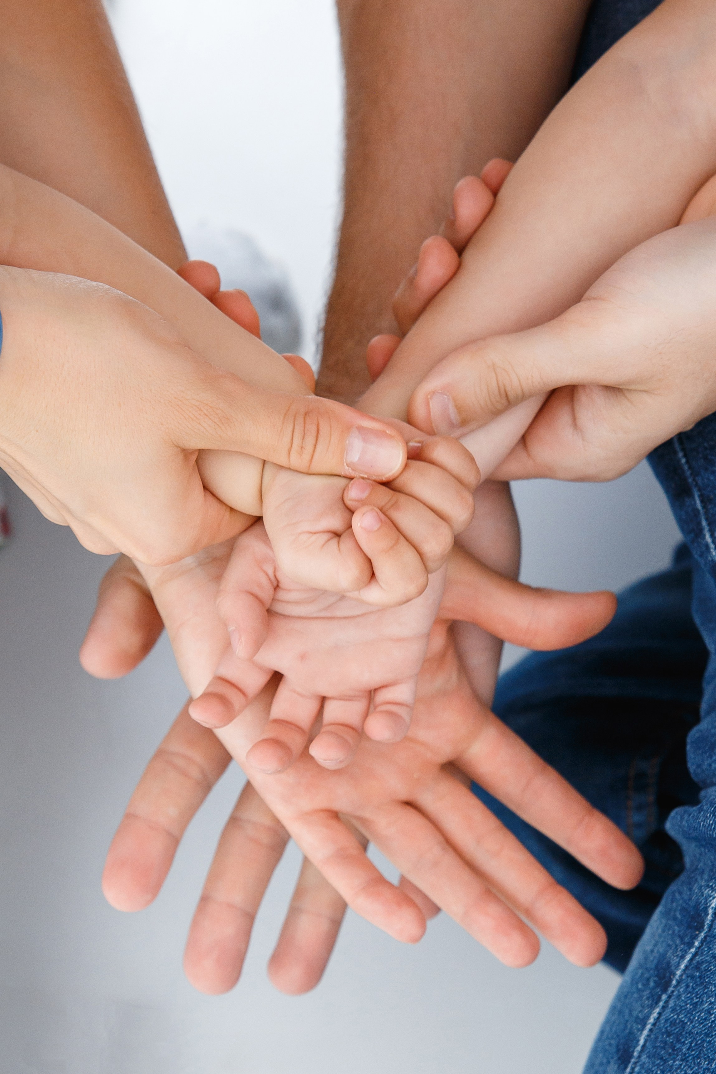 Даня и Лев с родителями. Событийный фотограф Максим Бескоровайновнов