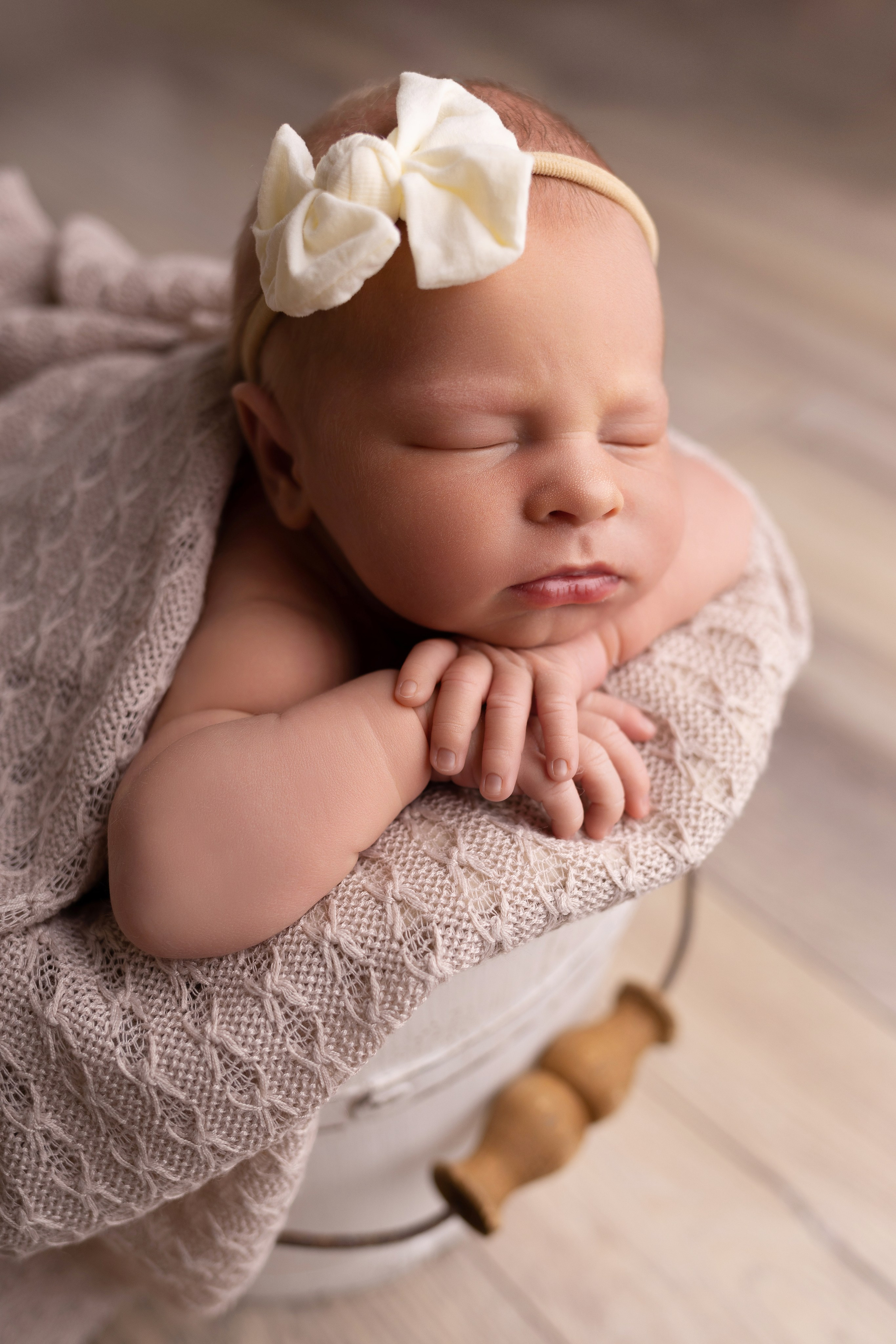 Классическая фотосессия малыша. Фотограф новорожденных малышей в Омске и Омской области Эльвира Камаева