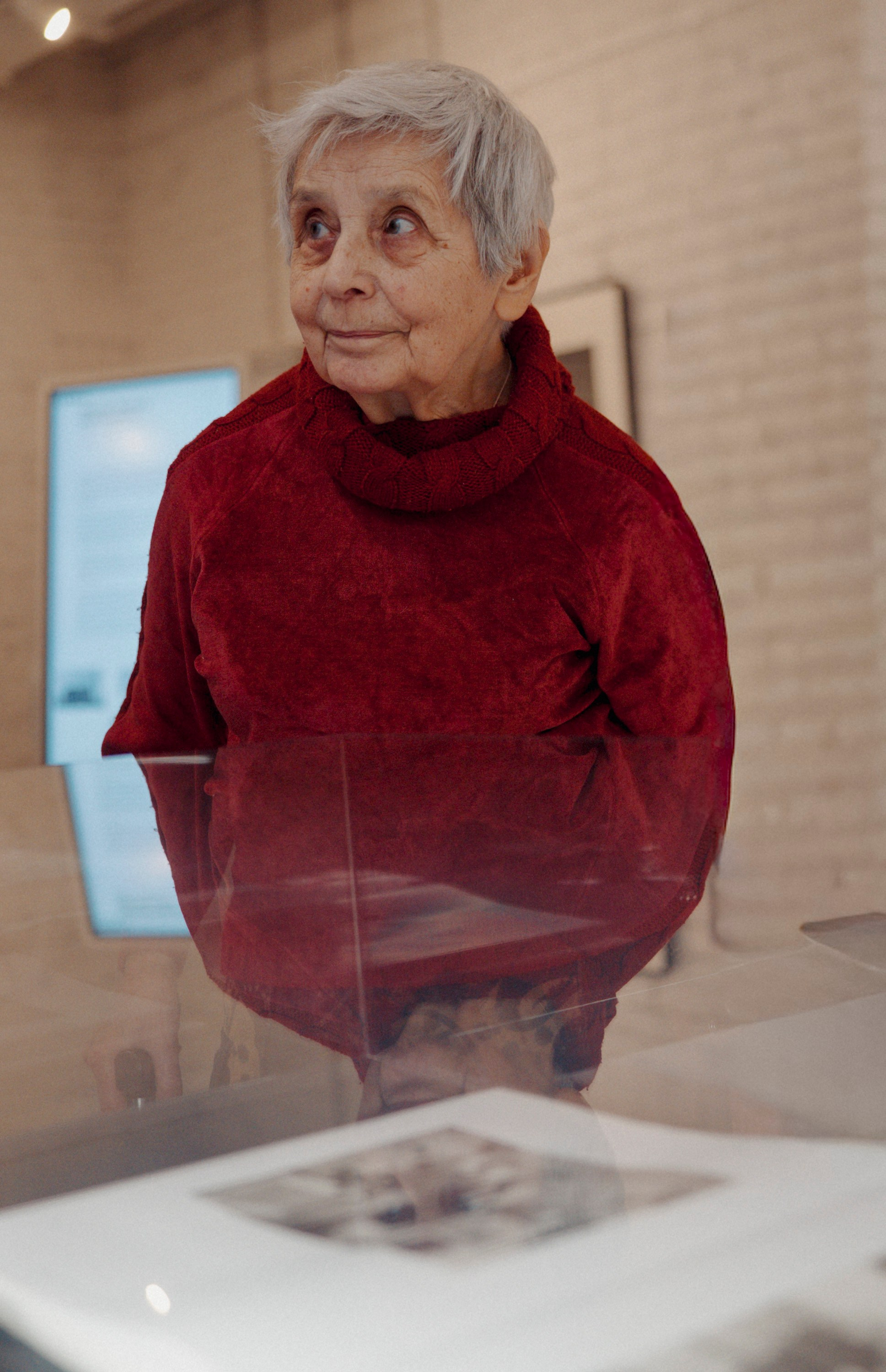 2026. Стрит-фотография, полная абсурда, идиотизма и красоты